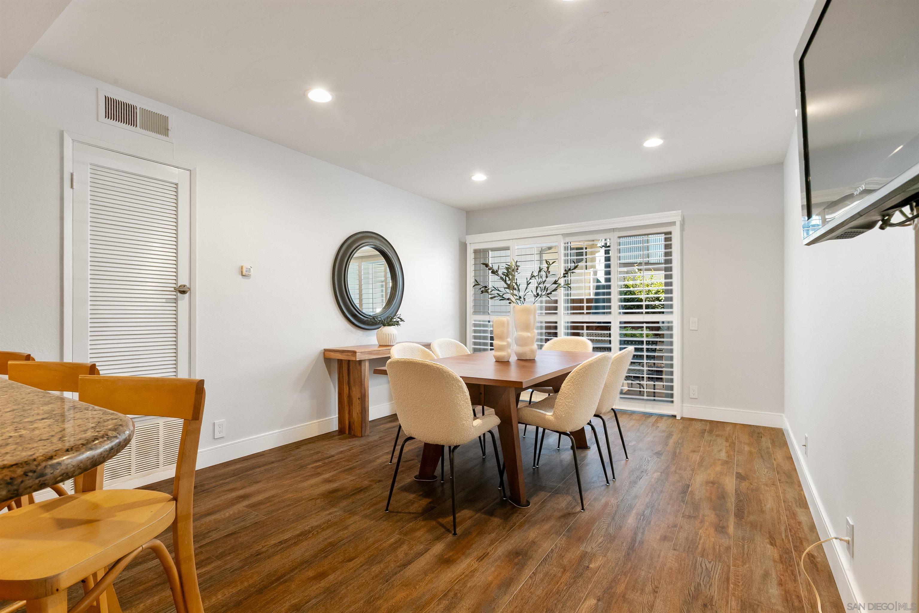 Detail Gallery Image 9 of 41 For 9810  Guisante Terrace, San Diego,  CA 92124 - 4 Beds | 2/1 Baths