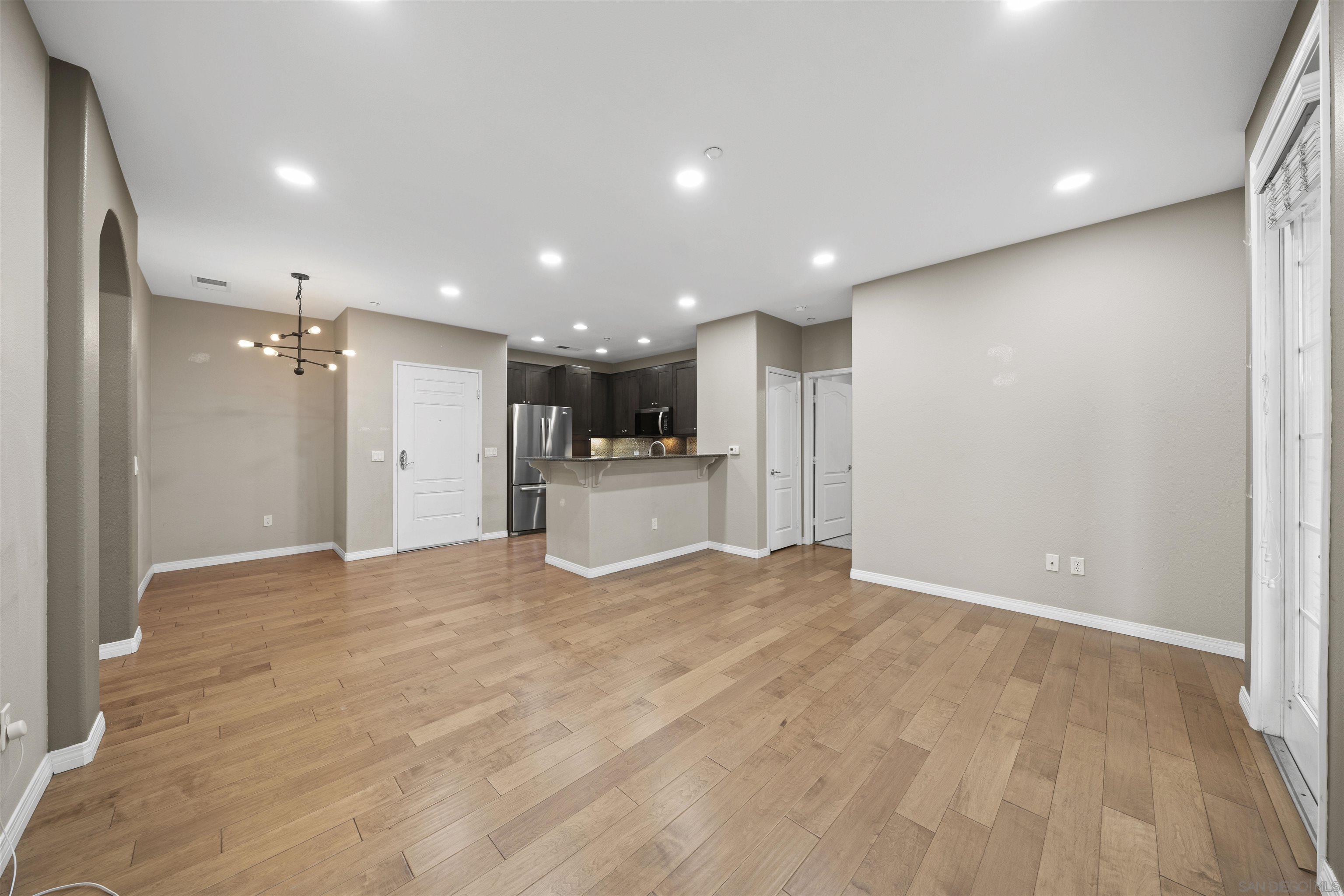 Detail Gallery Image 4 of 36 For 3957  30th St  #320,  San Diego,  CA 92104 - 2 Beds | 2 Baths