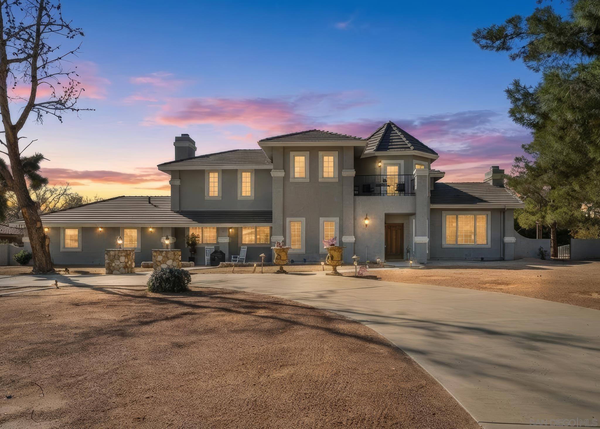 Front Image Thumbnail for SD260003792