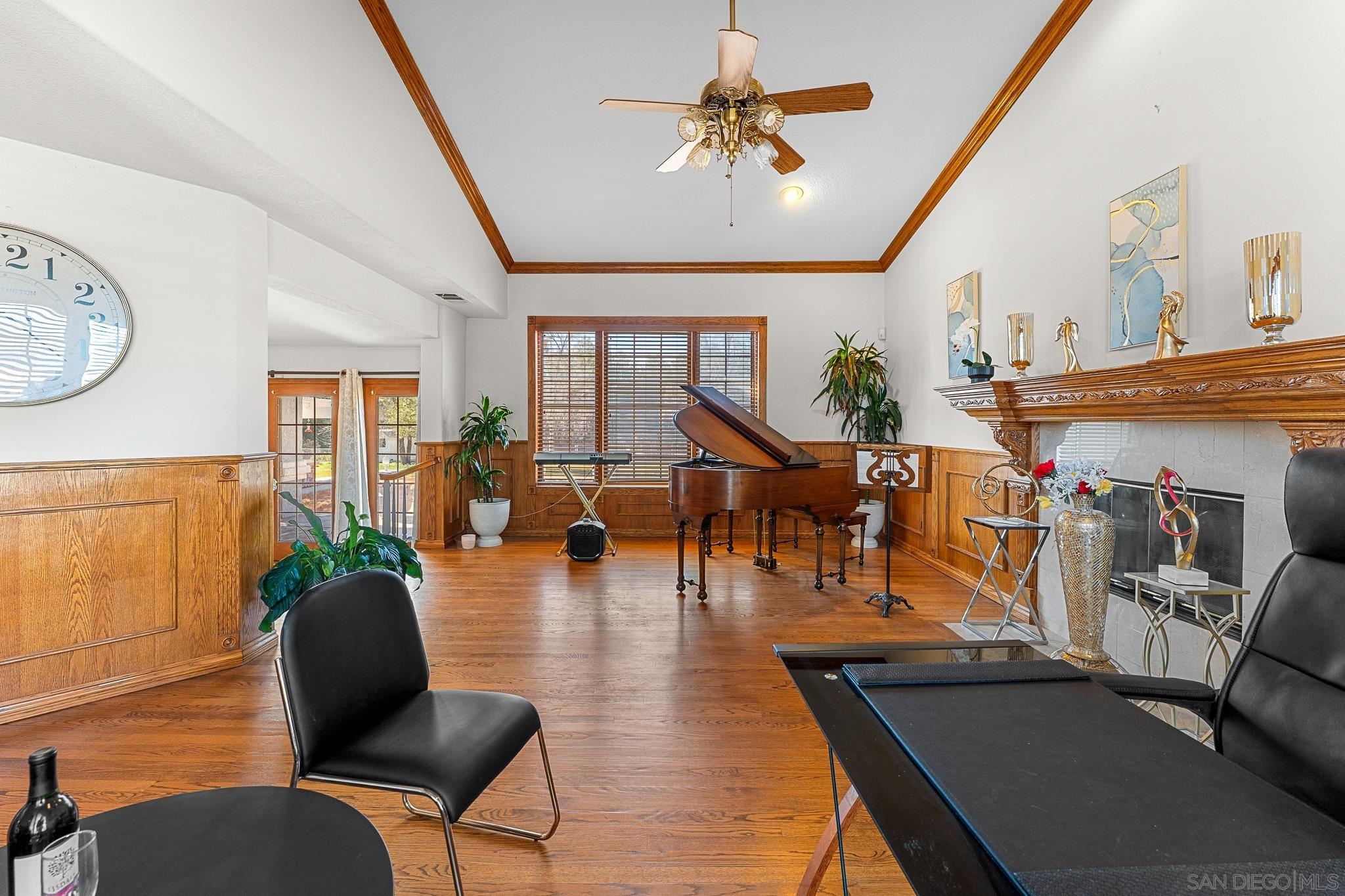 Detail Gallery Image 12 of 73 For 19775  Symeron Rd, Apple Valley,  CA 92307 - 4 Beds | 3/1 Baths