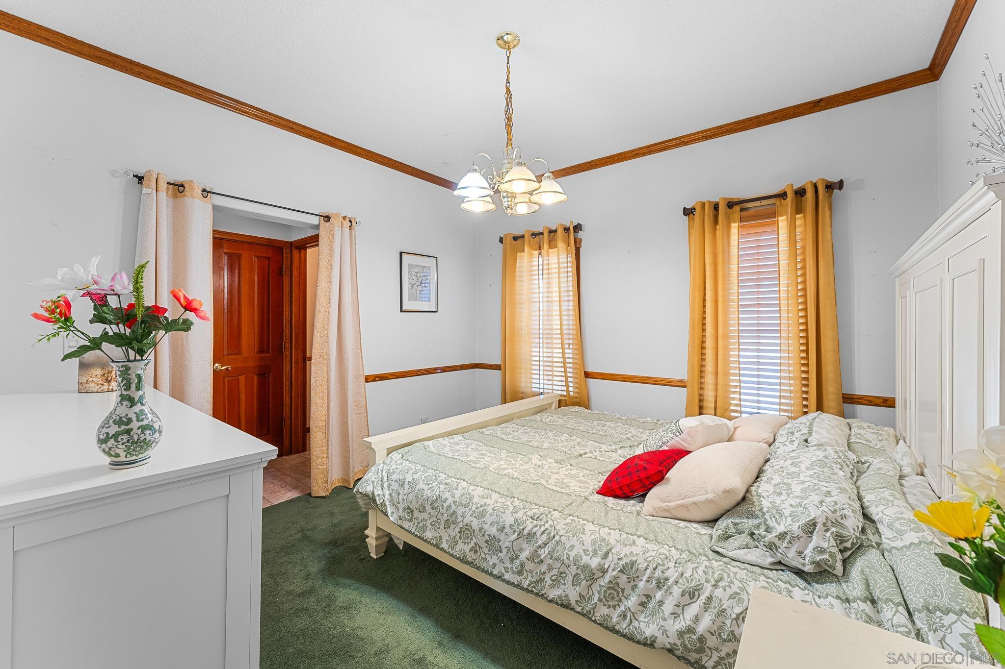 Detail Gallery Image 30 of 73 For 19775  Symeron Rd, Apple Valley,  CA 92307 - 4 Beds | 3/1 Baths