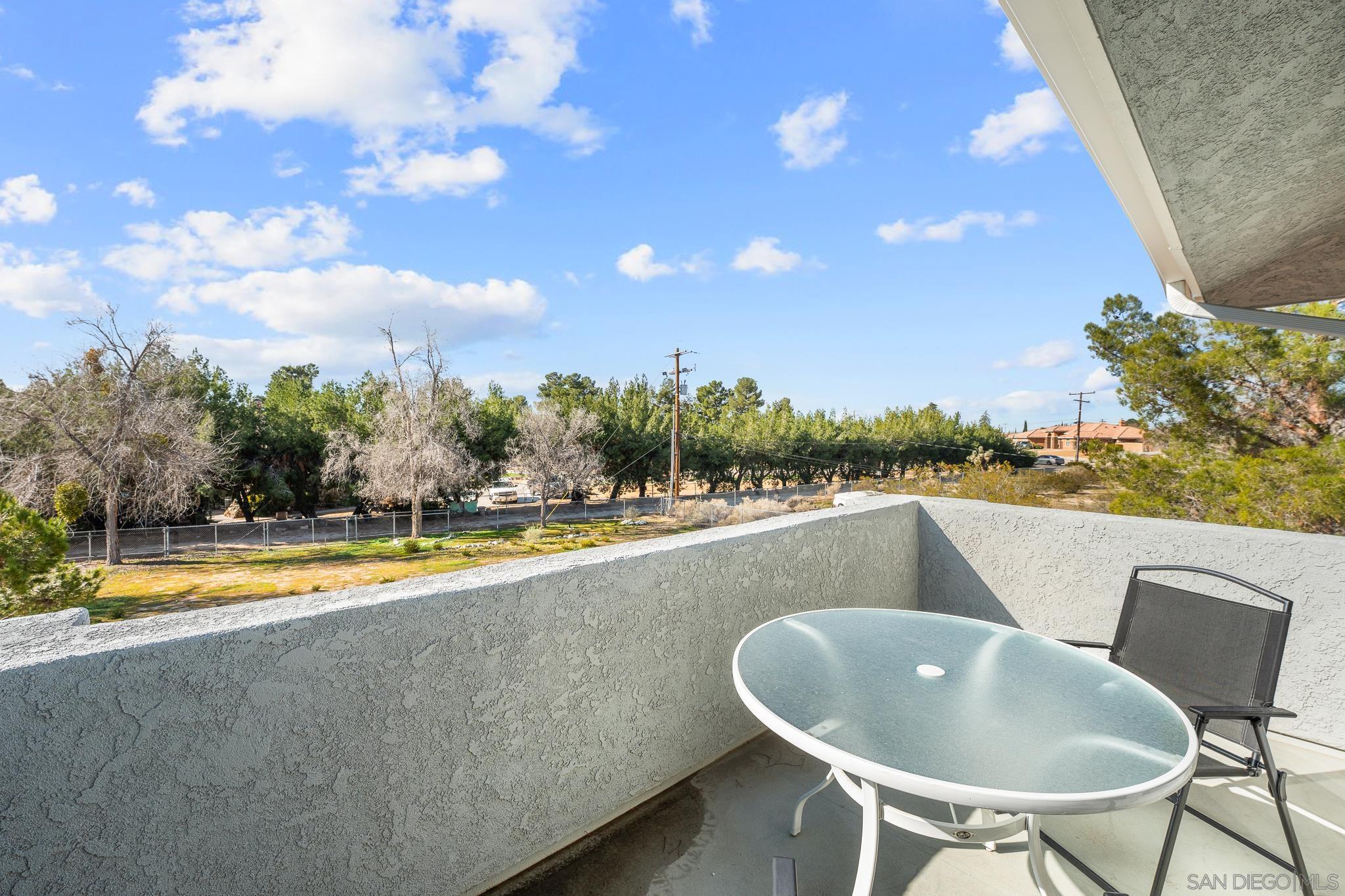 Detail Gallery Image 41 of 73 For 19775  Symeron Rd, Apple Valley,  CA 92307 - 4 Beds | 3/1 Baths