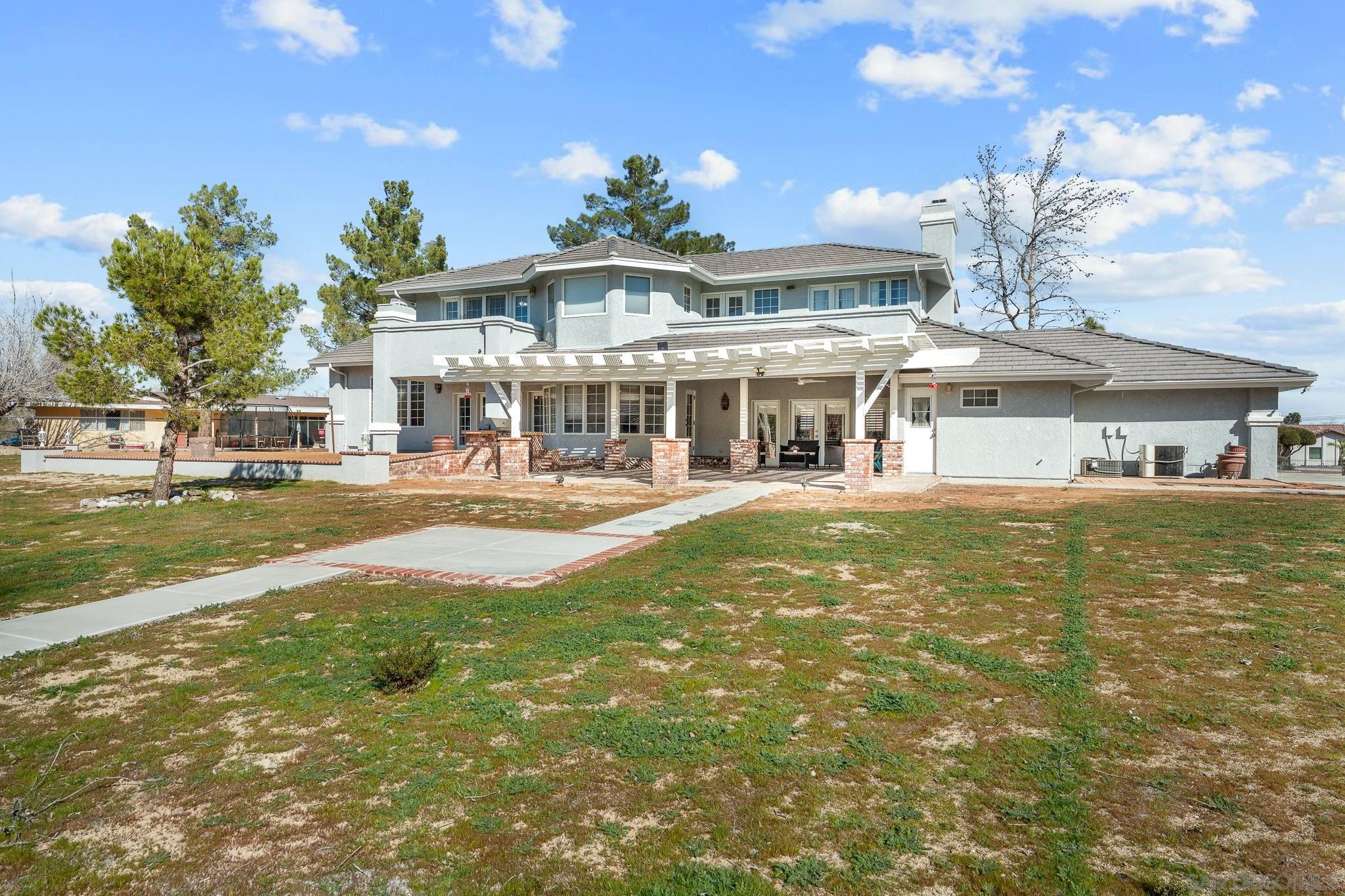 Detail Gallery Image 64 of 73 For 19775  Symeron Rd, Apple Valley,  CA 92307 - 4 Beds | 3/1 Baths