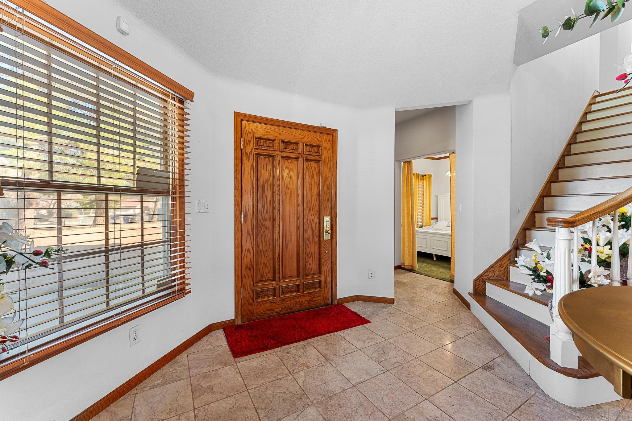 Detail Gallery Image 10 of 73 For 19775  Symeron Rd, Apple Valley,  CA 92307 - 4 Beds | 3/1 Baths