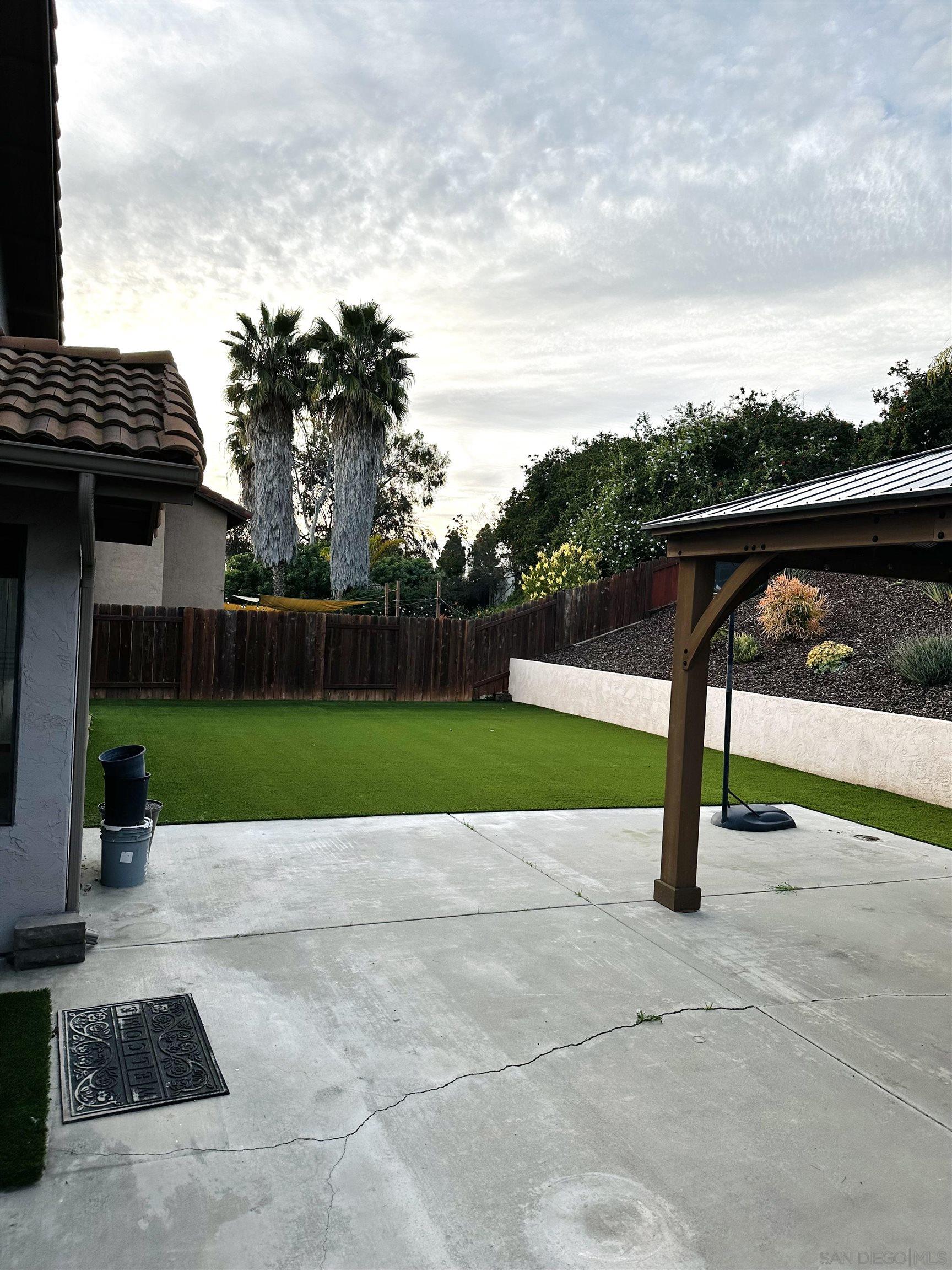 Detail Gallery Image 24 of 28 For 1009  Paseo Entrada, Chula Vista,  CA 91910 - 4 Beds | 2/1 Baths