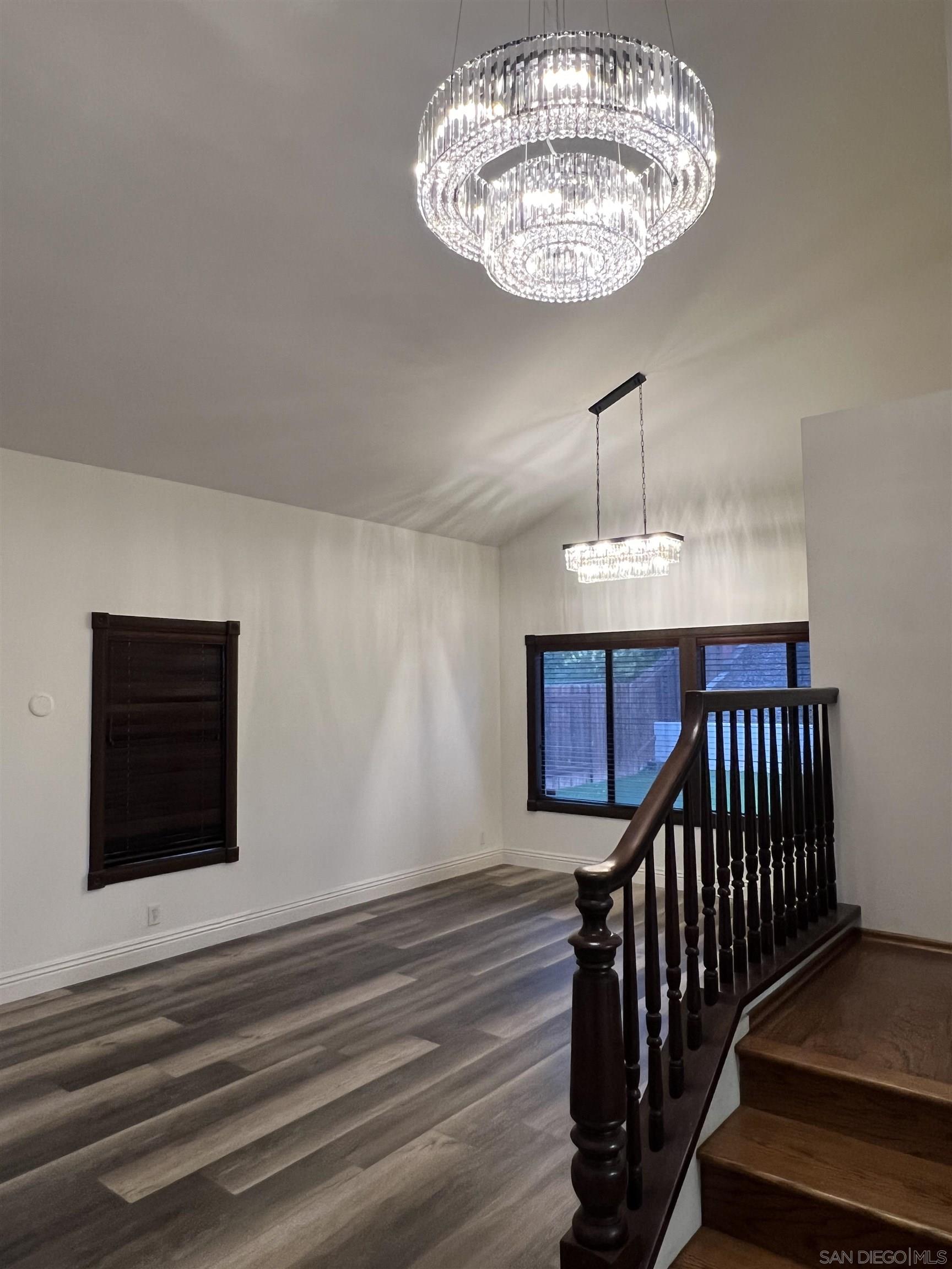 Detail Gallery Image 4 of 28 For 1009  Paseo Entrada, Chula Vista,  CA 91910 - 4 Beds | 2/1 Baths