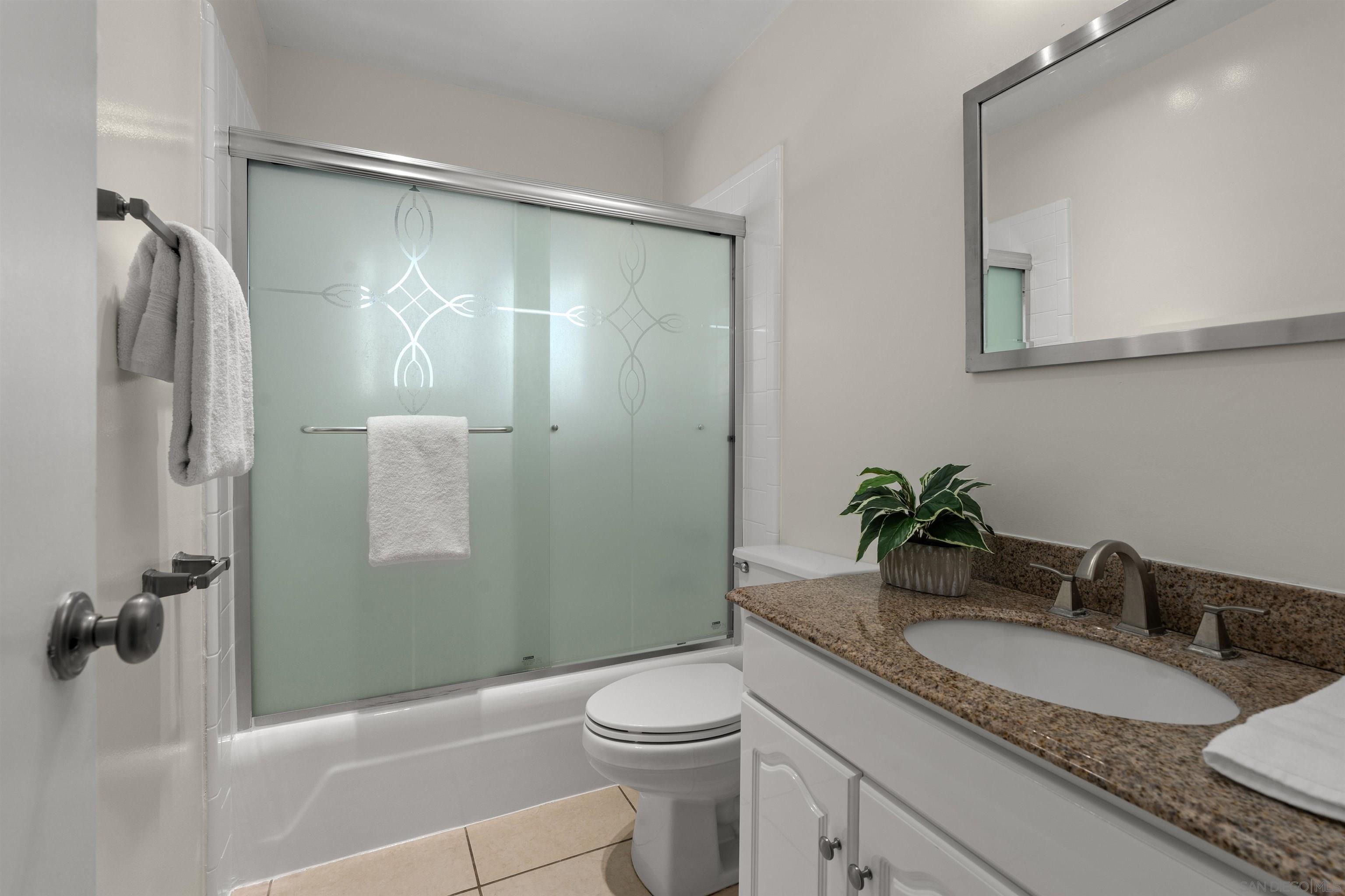 Detail Gallery Image 17 of 18 For 3960  Arizona  #5,  San Diego,  CA 92104 - 2 Beds | 2 Baths