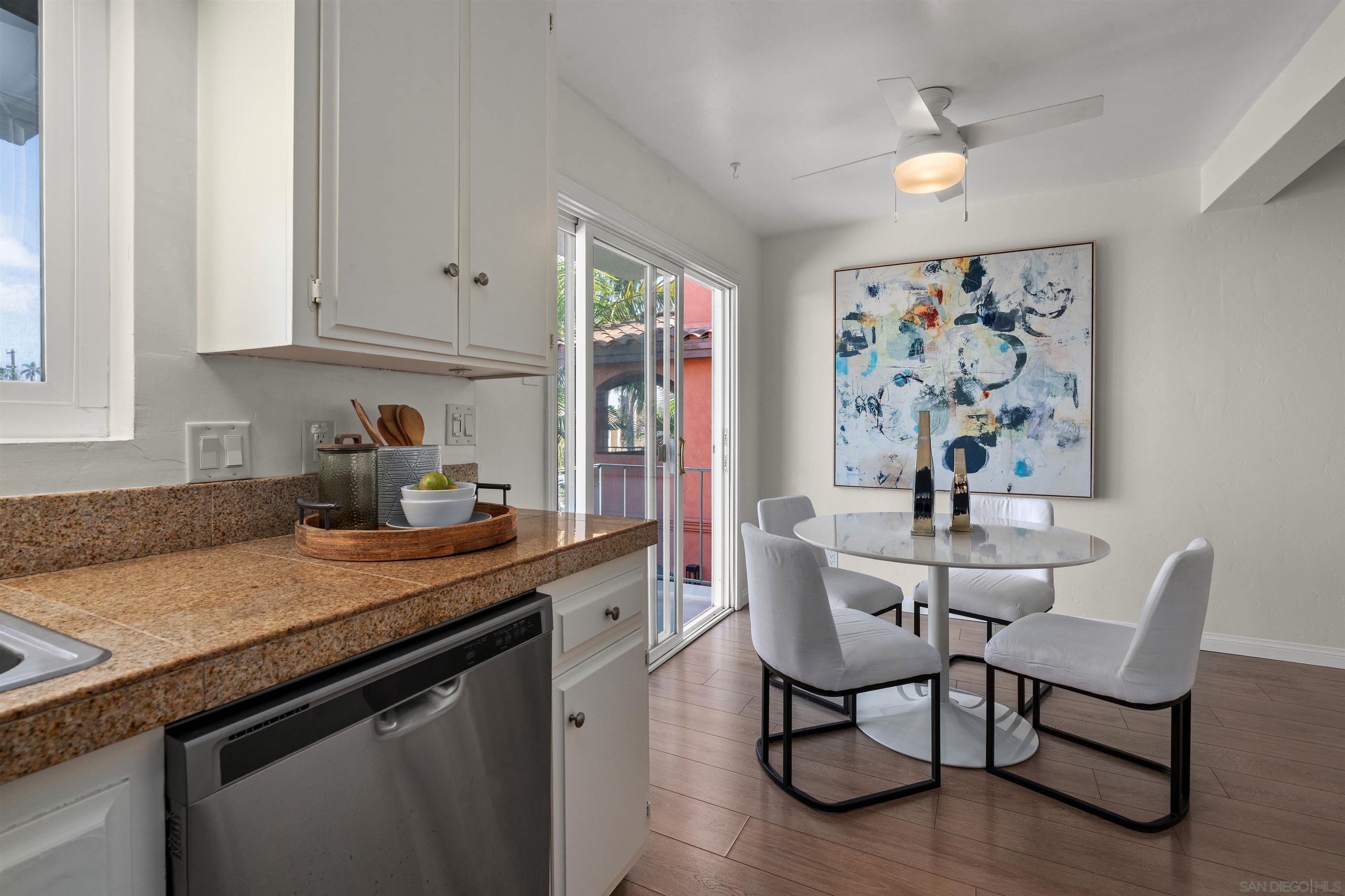 Detail Gallery Image 6 of 18 For 3960  Arizona  #5,  San Diego,  CA 92104 - 2 Beds | 2 Baths