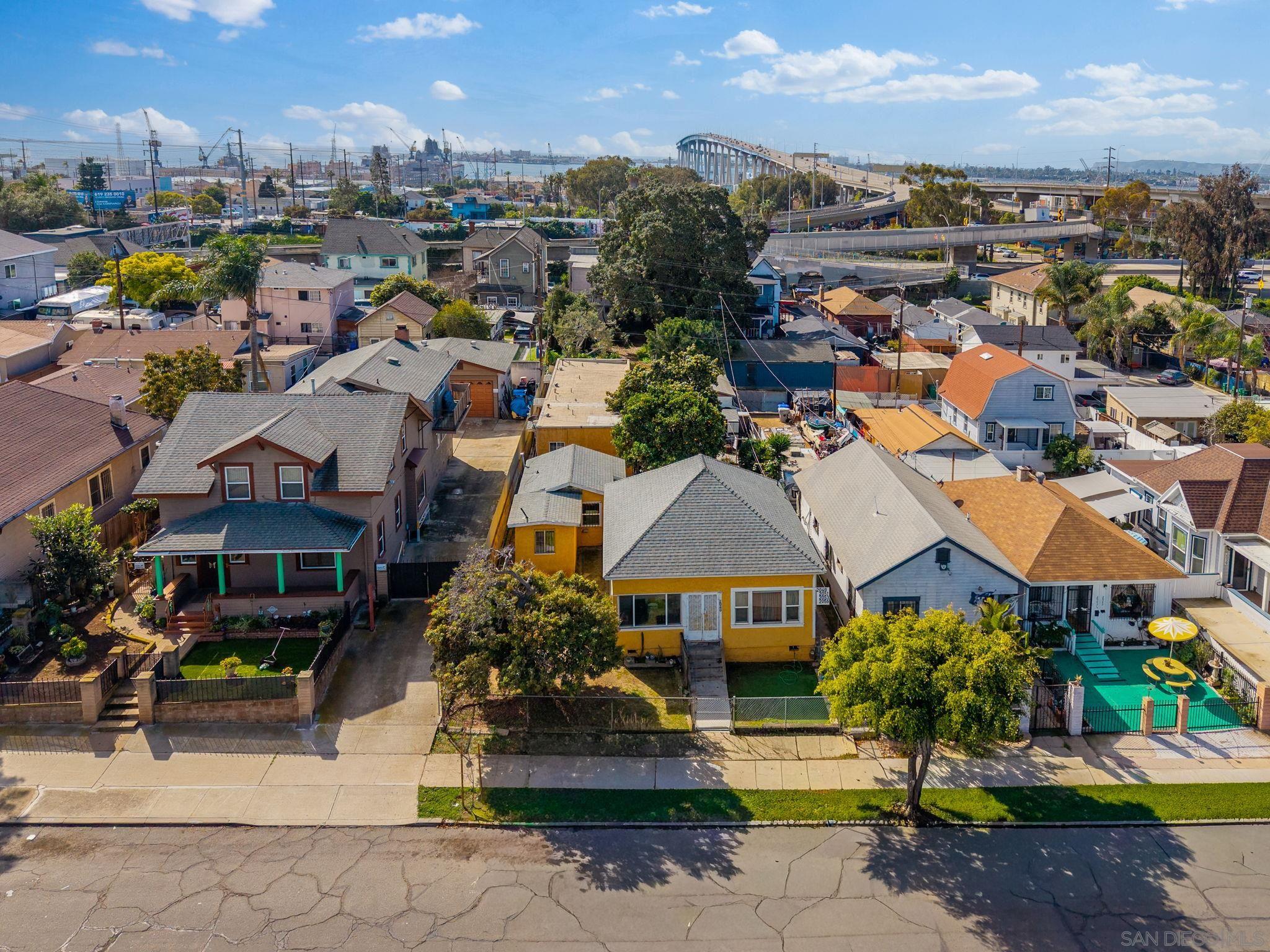 Front Image Thumbnail for SD260003795