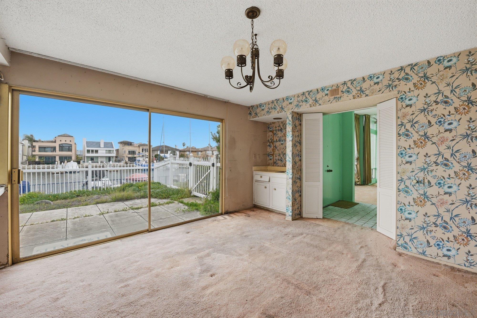 Detail Gallery Image 22 of 53 For 86  Half Moon Bend, Coronado,  CA 92118 - 3 Beds | 2 Baths