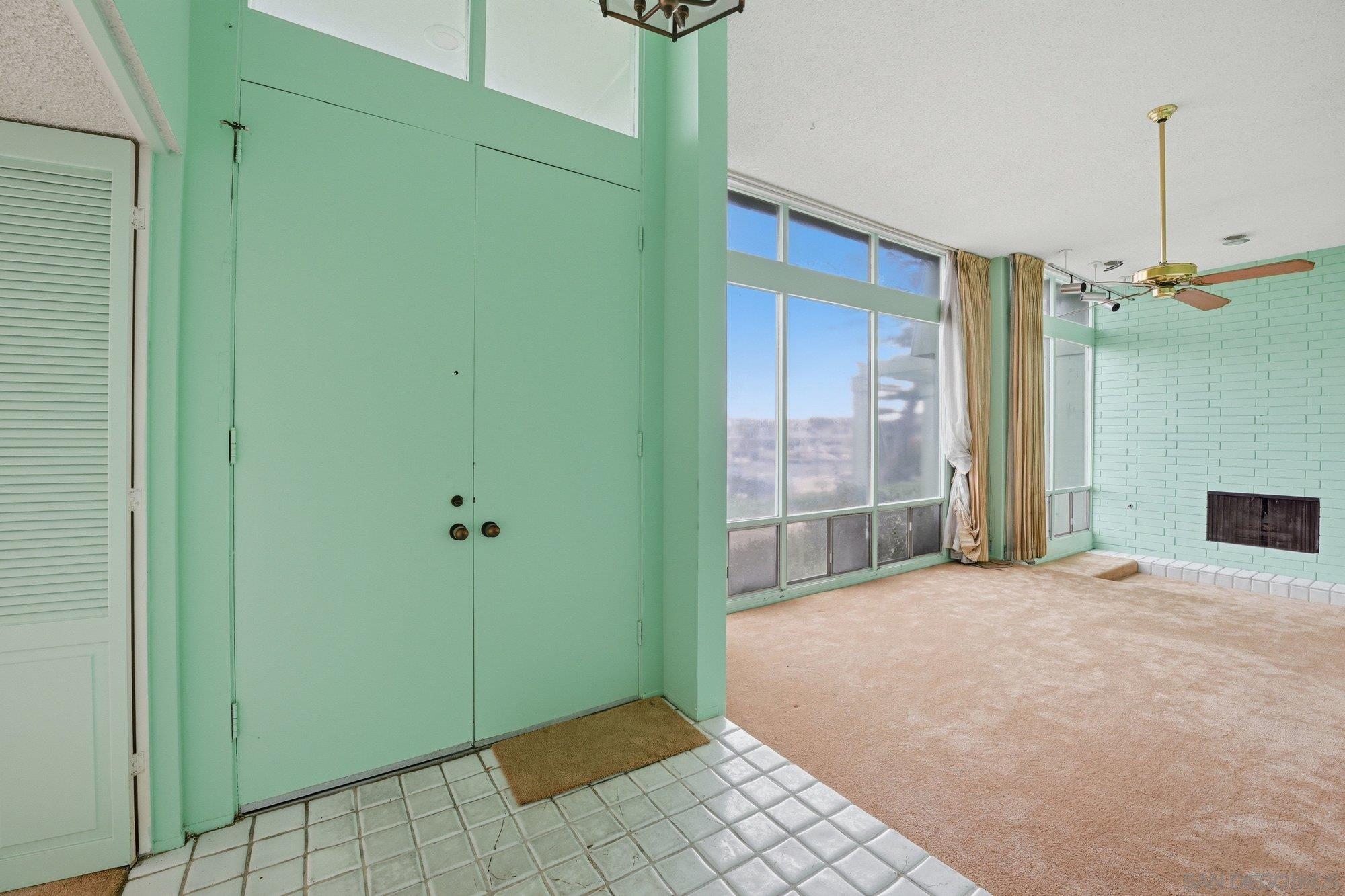 Detail Gallery Image 8 of 53 For 86  Half Moon Bend, Coronado,  CA 92118 - 3 Beds | 2 Baths