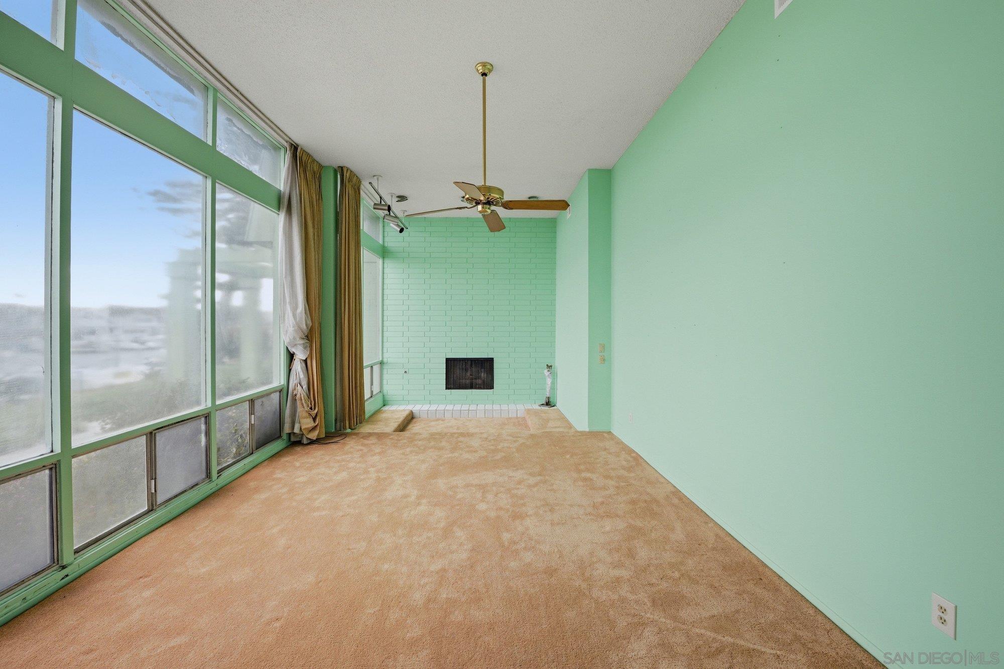 Detail Gallery Image 9 of 53 For 86  Half Moon Bend, Coronado,  CA 92118 - 3 Beds | 2 Baths