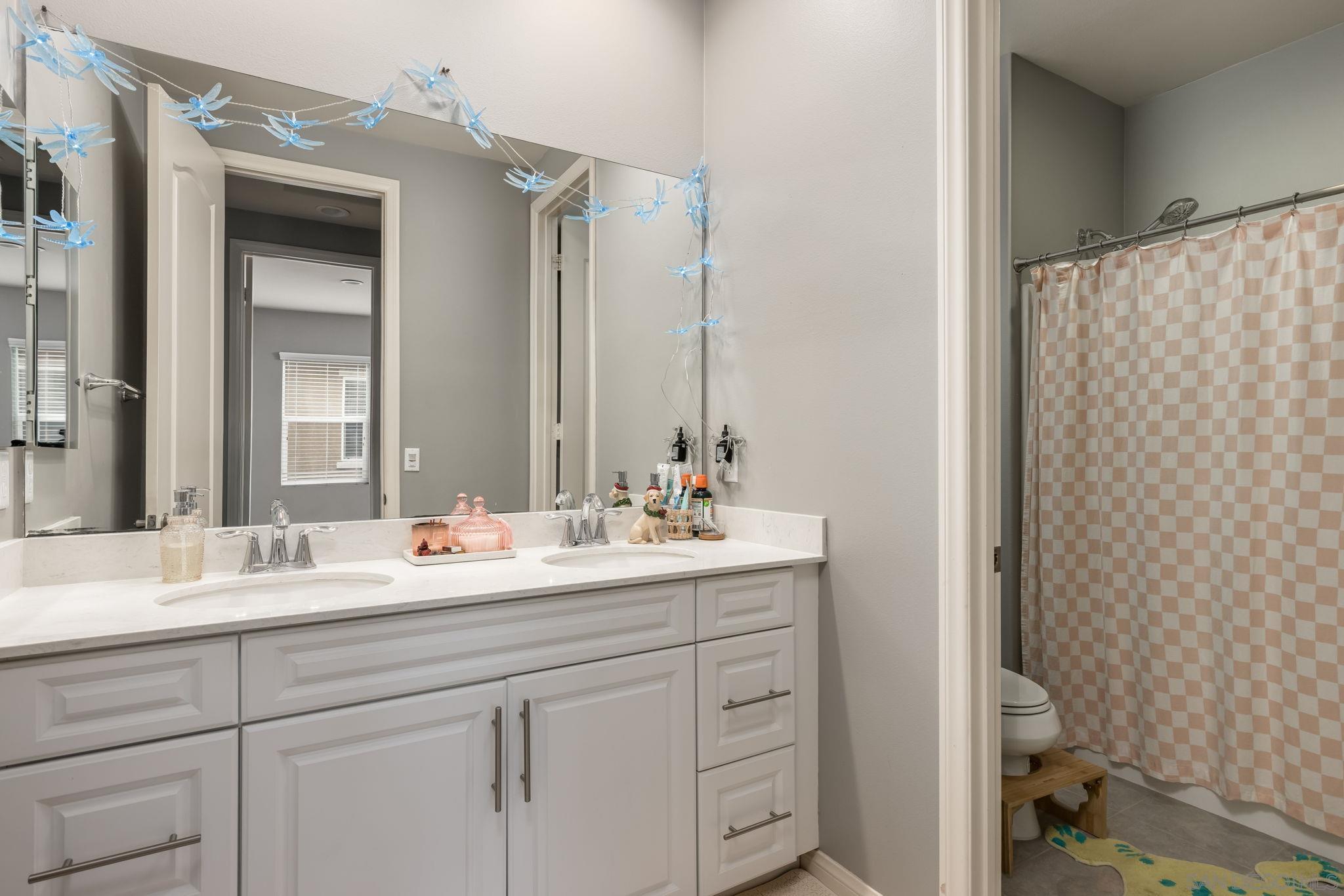 Detail Gallery Image 30 of 45 For 938  Hydra Court, San Marcos,  CA 92069 - 5 Beds | 3 Baths