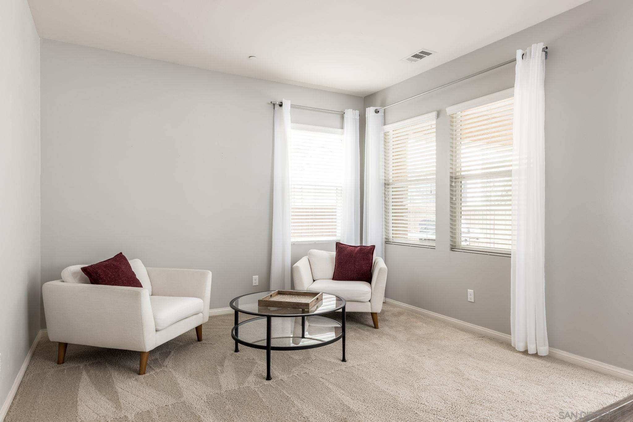 Detail Gallery Image 5 of 45 For 938  Hydra Court, San Marcos,  CA 92069 - 5 Beds | 3 Baths