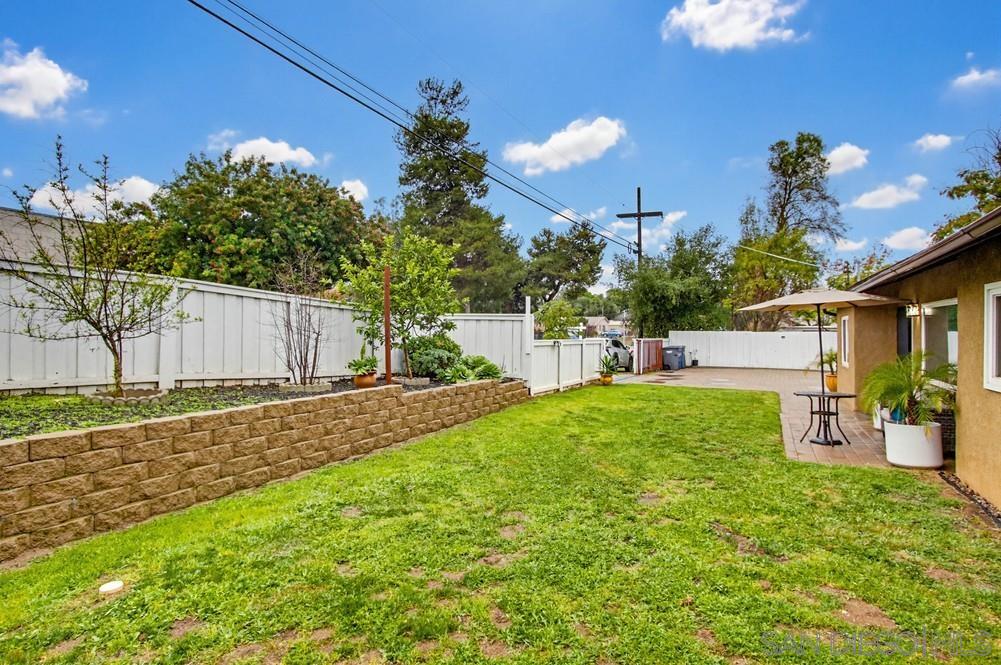 Front Image Thumbnail for SD260003808