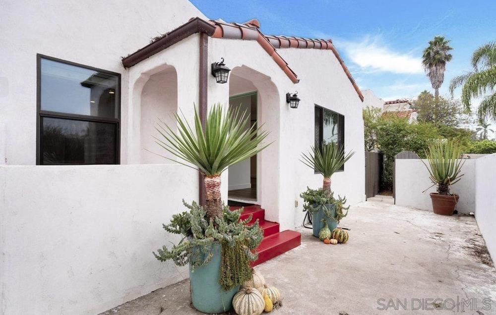 Detail Gallery Image 2 of 38 For 4671-73  Terrace Dr, San Diego,  CA 92116 - – Beds | – Baths