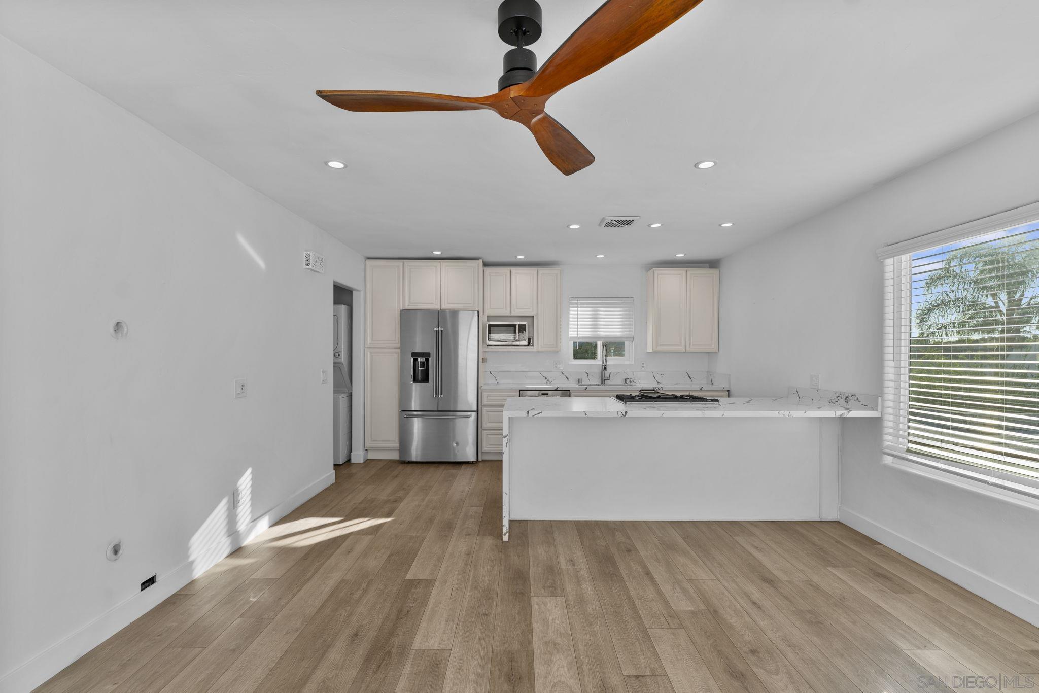 Detail Gallery Image 19 of 38 For 4671-73  Terrace Dr, San Diego,  CA 92116 - – Beds | – Baths