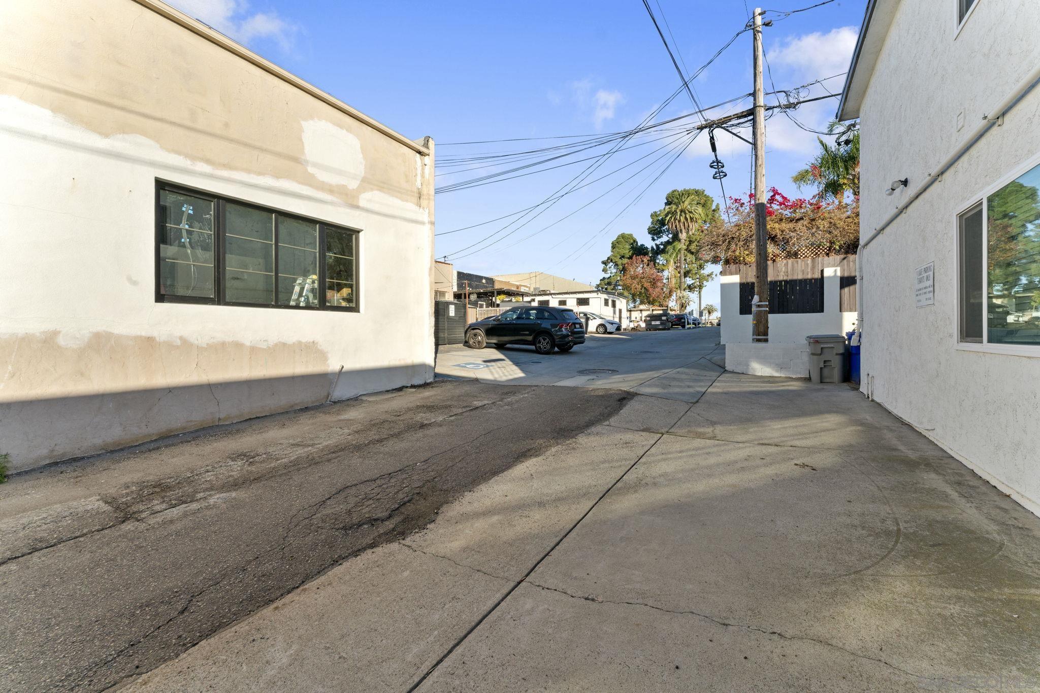 Detail Gallery Image 35 of 38 For 4671-73  Terrace Dr, San Diego,  CA 92116 - – Beds | – Baths