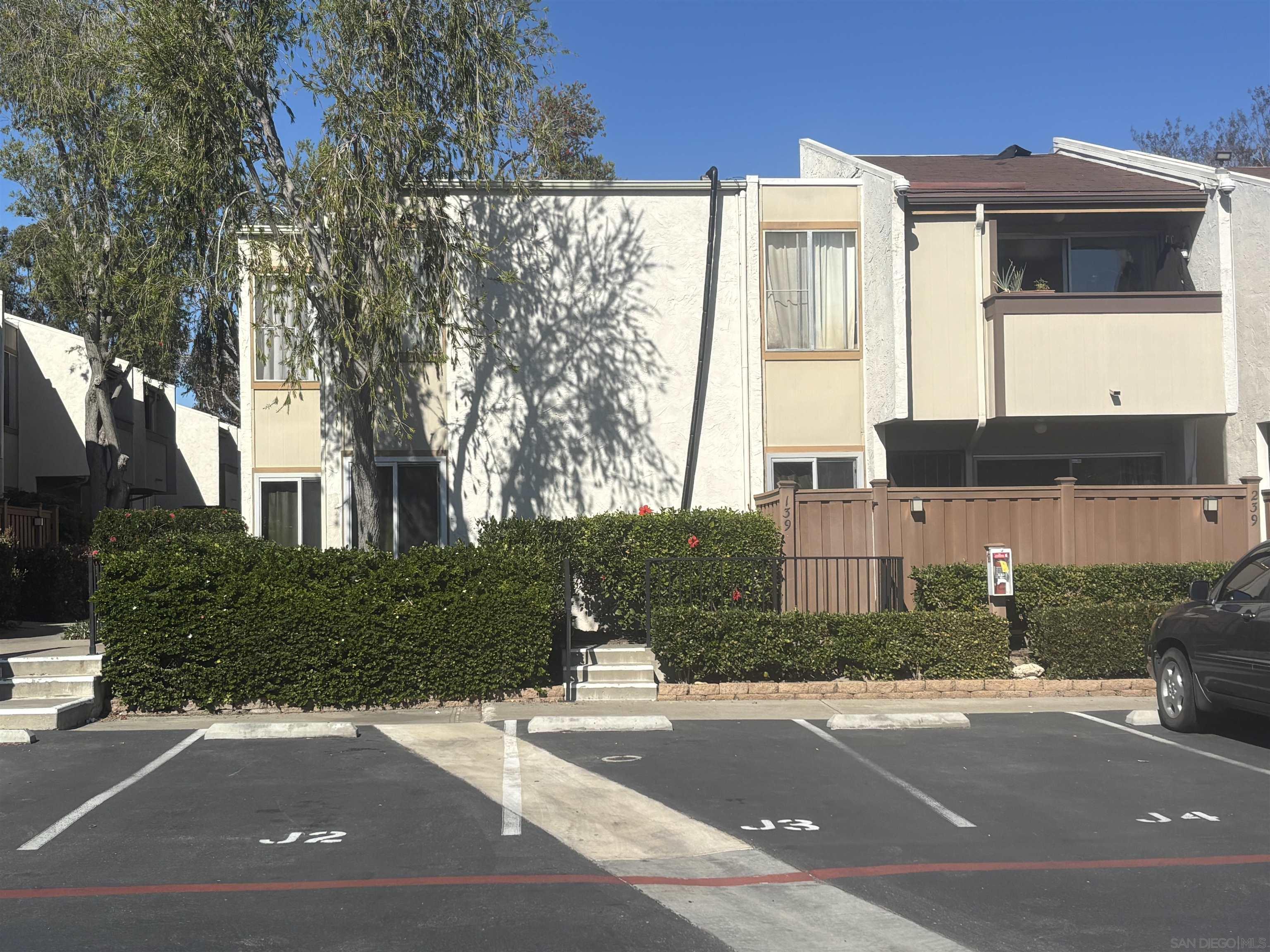 Detail Gallery Image 2 of 16 For 3550  Ruffin Rd  139, San Diego,  CA 92123 - 3 Beds | 2 Baths