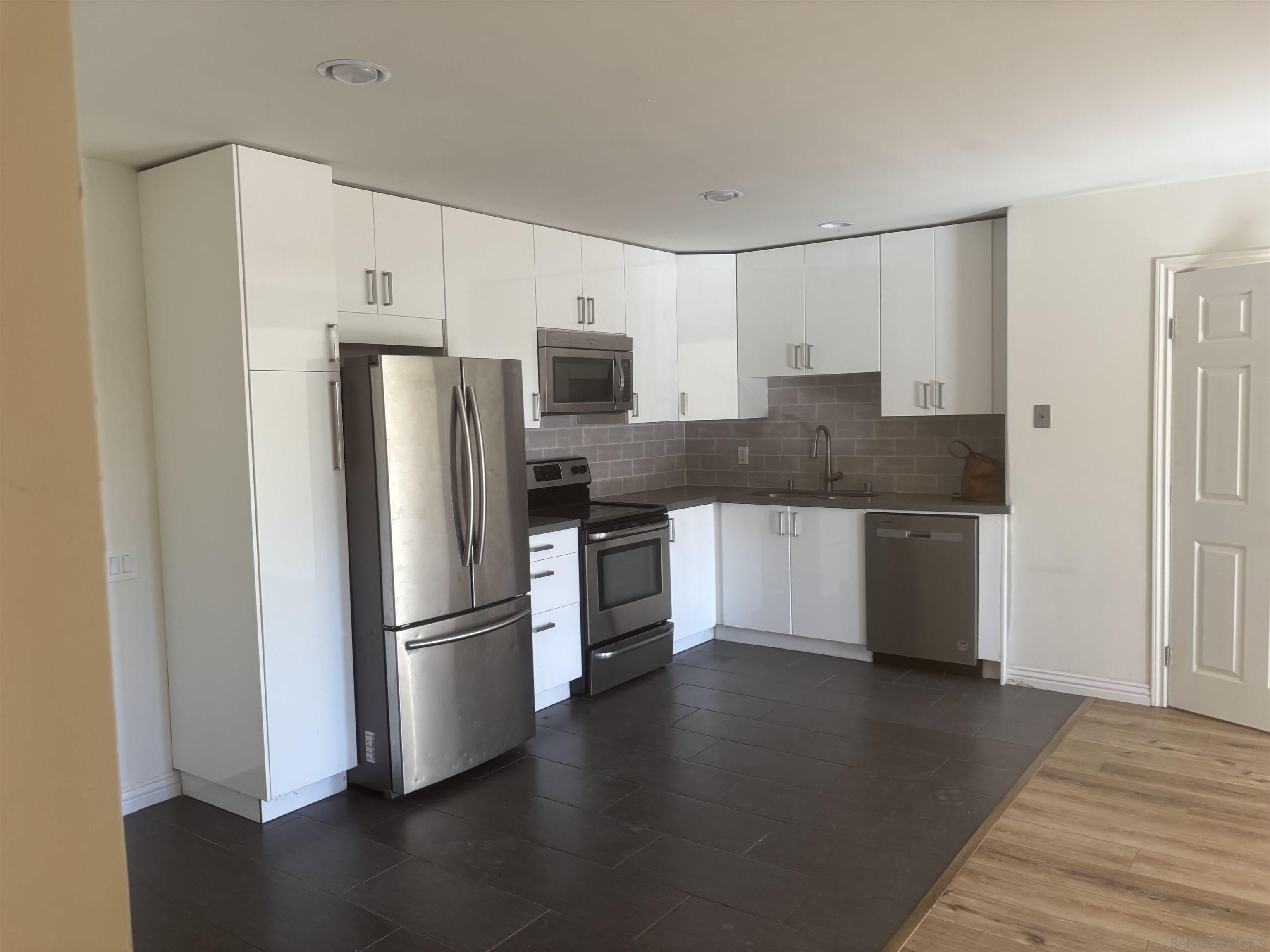 Detail Gallery Image 15 of 16 For 3550  Ruffin Rd  139, San Diego,  CA 92123 - 3 Beds | 2 Baths