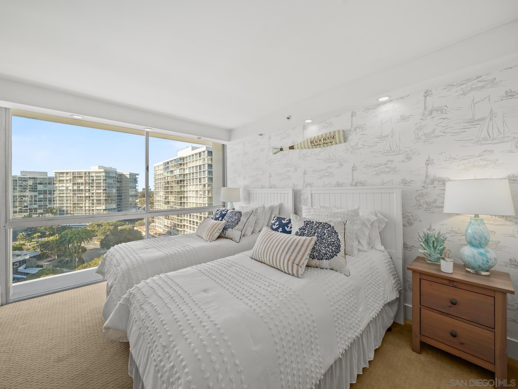 Detail Gallery Image 35 of 65 For 1810  Avenida Del Mundo  #907,  Coronado,  CA 92118 - 2 Beds | 2 Baths