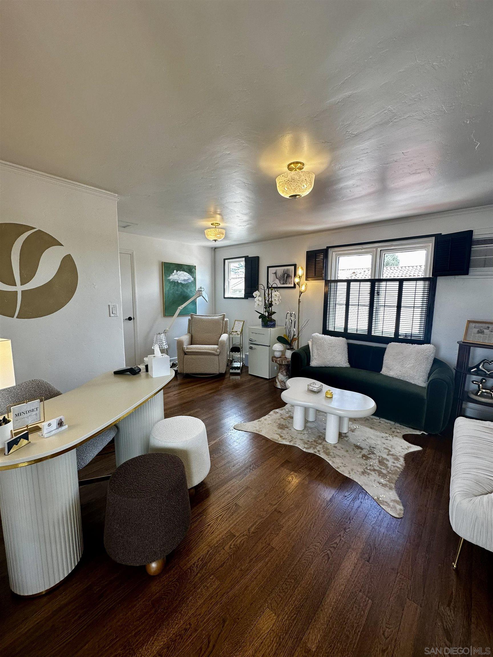 Detail Gallery Image 7 of 7 For 6105  Paseo Delicias, Rancho Santa Fe,  CA 92067 - – Beds | – Baths