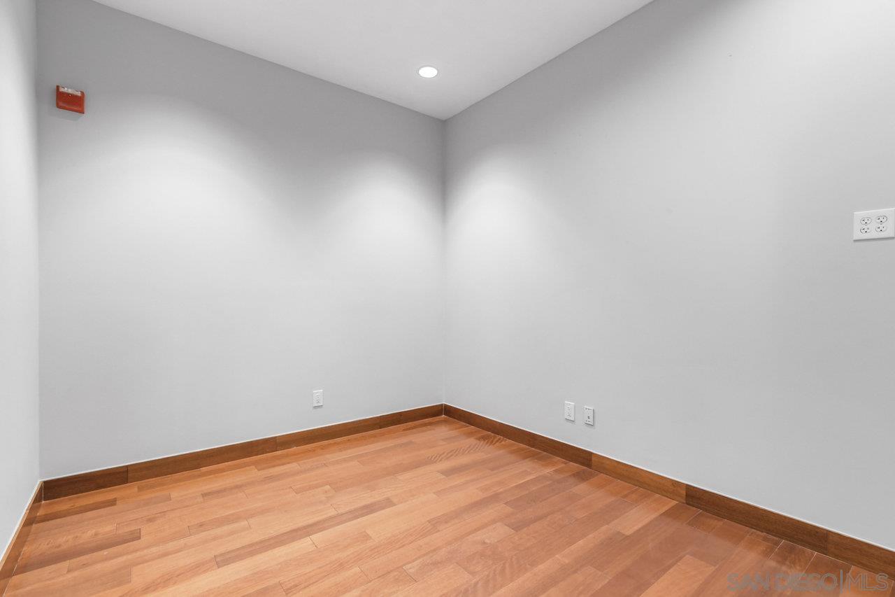 Detail Gallery Image 11 of 33 For 2563  Mast Way, Chula Vista,  CA 91914 - – Beds | – Baths