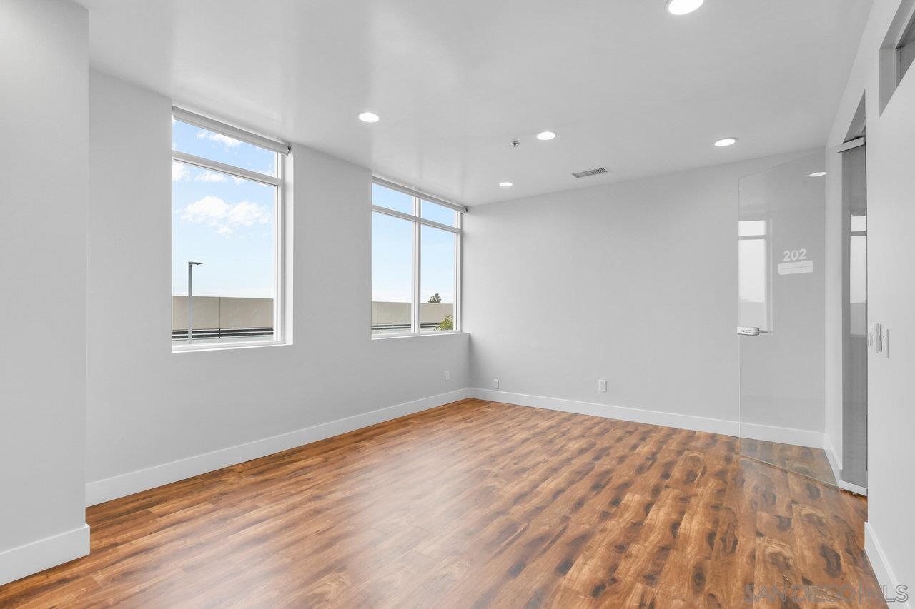 Detail Gallery Image 22 of 33 For 2563  Mast Way, Chula Vista,  CA 91914 - – Beds | – Baths