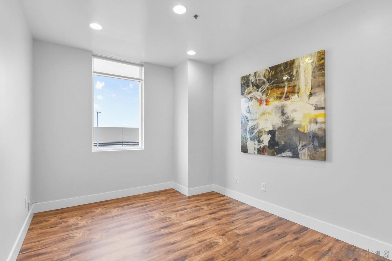 Detail Gallery Image 24 of 33 For 2563  Mast Way, Chula Vista,  CA 91914 - – Beds | – Baths