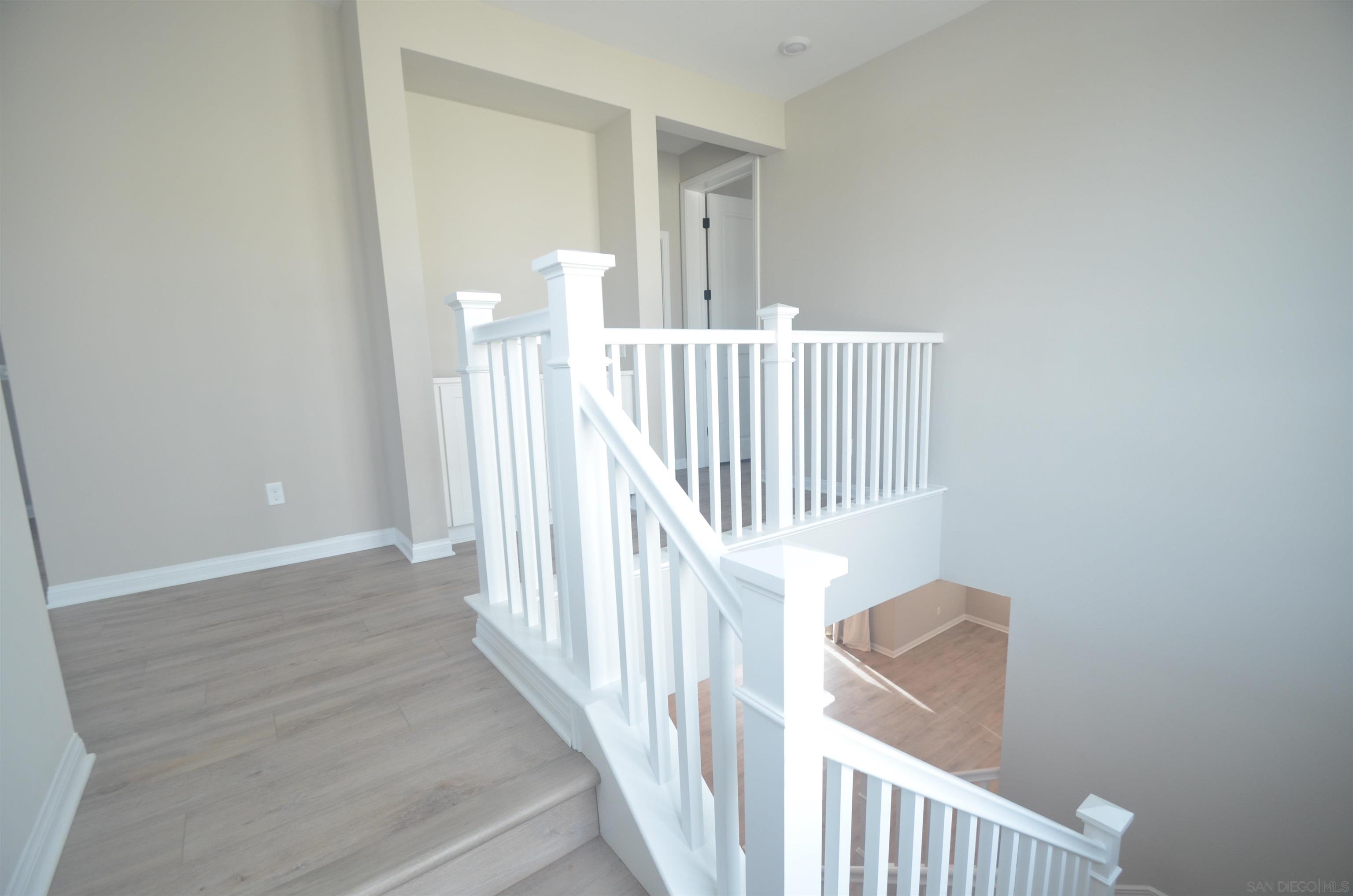 Detail Gallery Image 12 of 40 For 1681  Whitmore Loop, Chula Vista,  CA 91913 - 4 Beds | 3 Baths