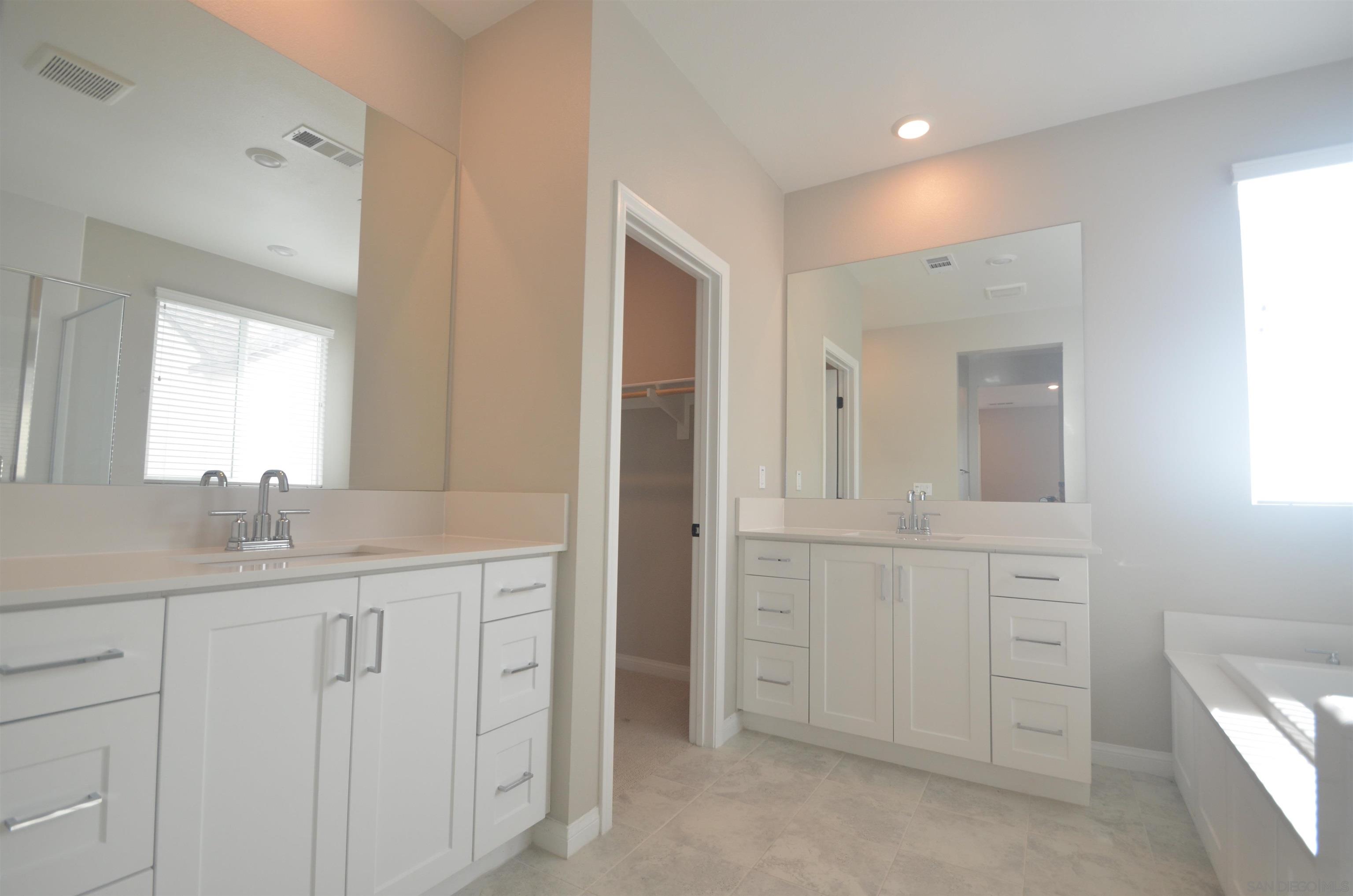 Detail Gallery Image 25 of 40 For 1681  Whitmore Loop, Chula Vista,  CA 91913 - 4 Beds | 3 Baths