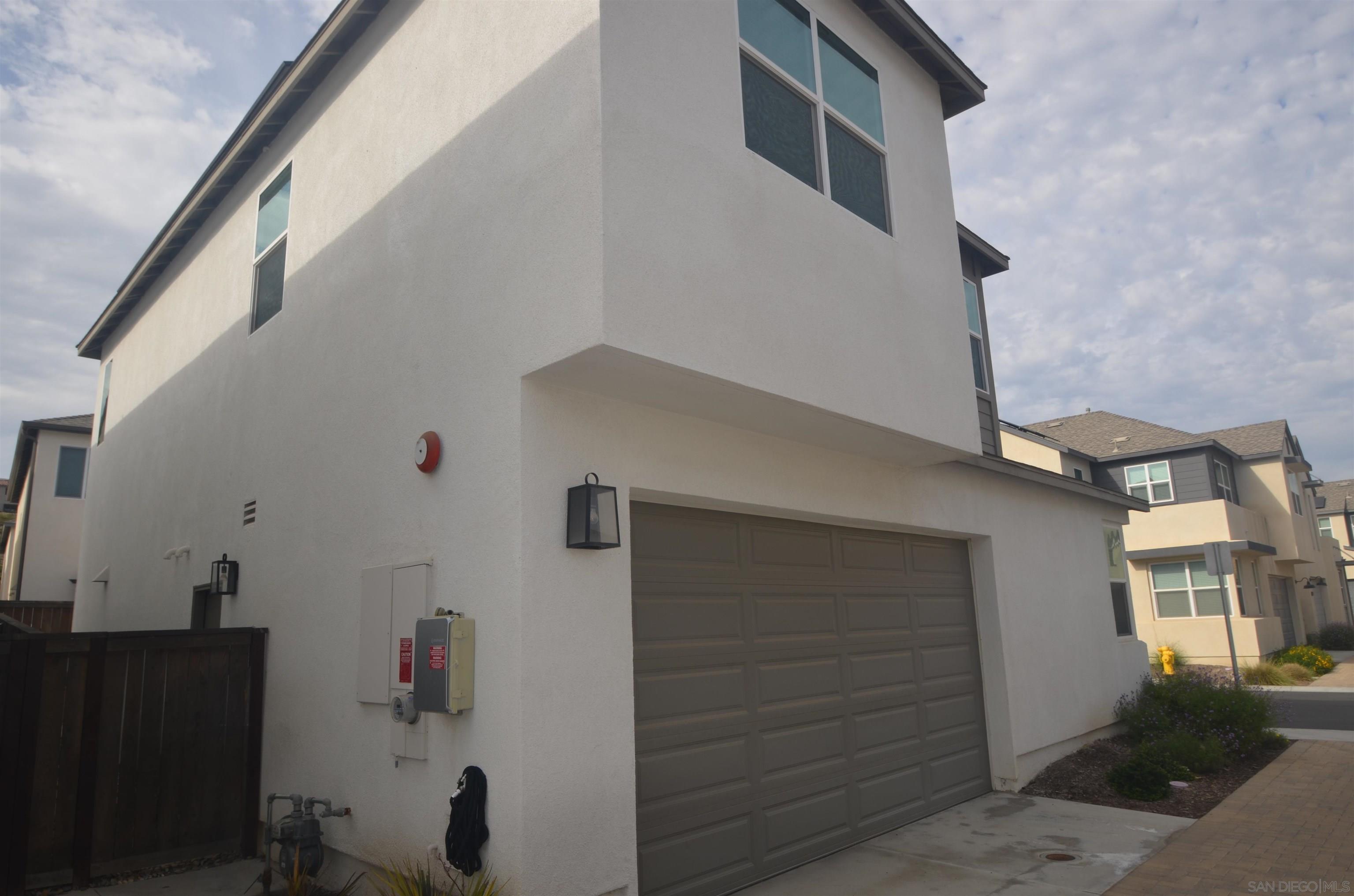 Detail Gallery Image 33 of 40 For 1681  Whitmore Loop, Chula Vista,  CA 91913 - 4 Beds | 3 Baths