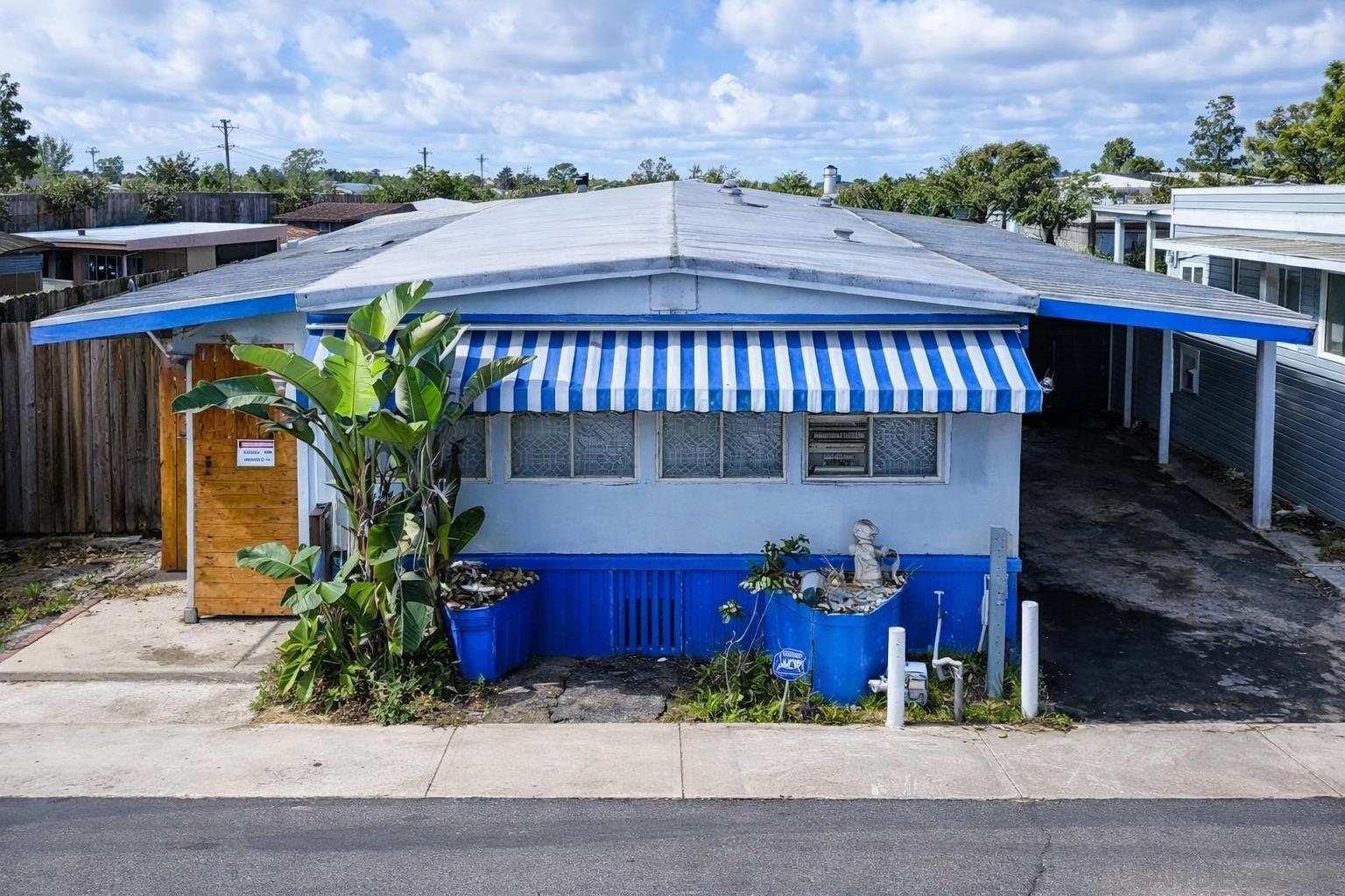 Front Image Thumbnail for SD260003815