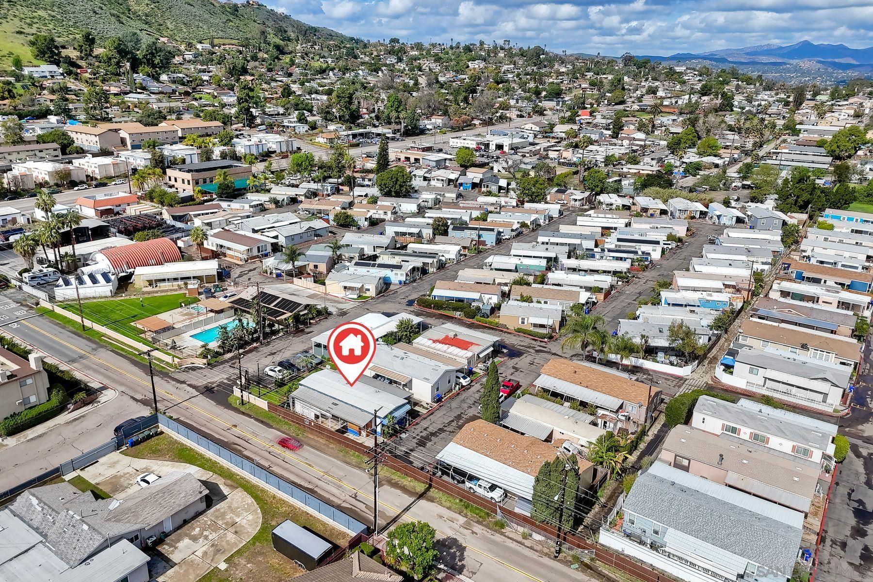 Detail Gallery Image 7 of 13 For 12044  Royal Rd  Spc 4,  El Cajon,  CA 92021 - 3 Beds | 2 Baths