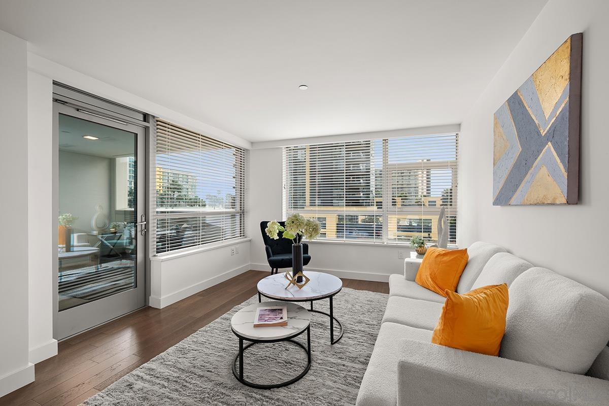 Front Image Thumbnail for SD260003816