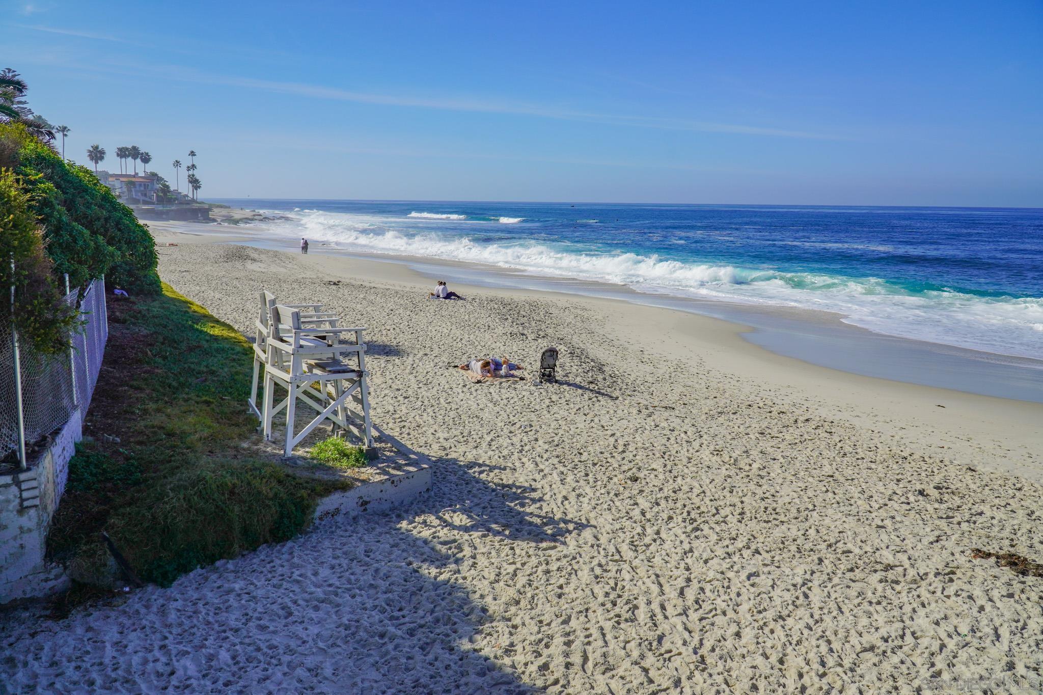 Detail Gallery Image 13 of 13 For 7421-25  La Jolla Blvd., La Jolla,  CA 92037 - – Beds | – Baths