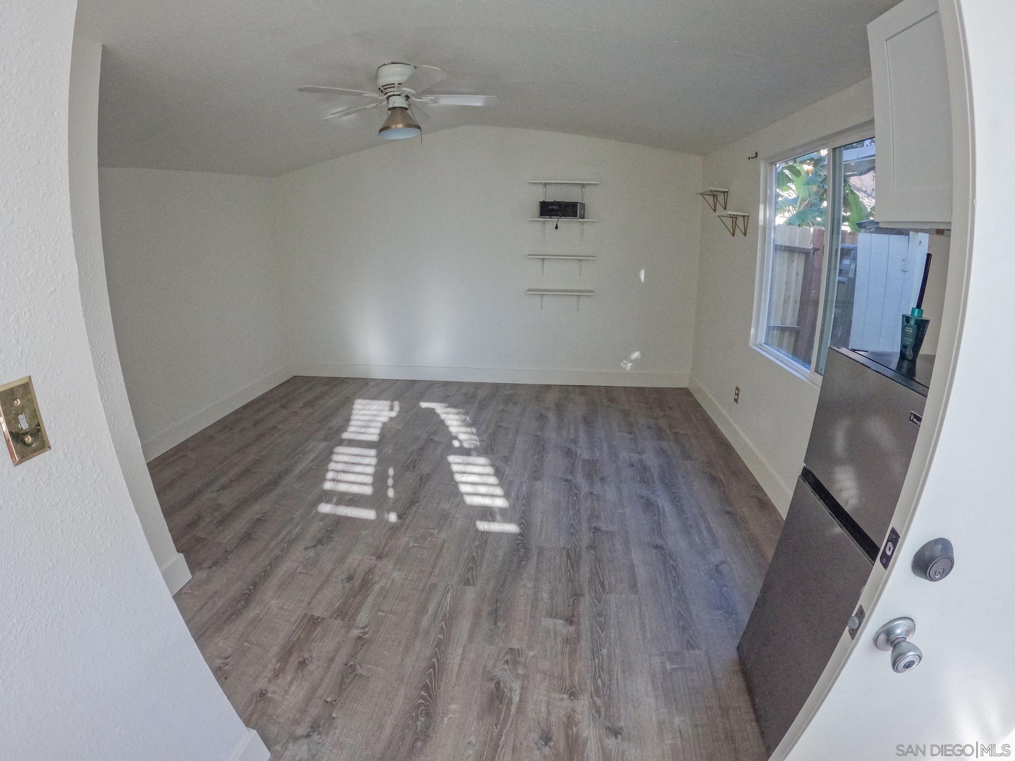 Detail Gallery Image 8 of 13 For 7421-25  La Jolla Blvd., La Jolla,  CA 92037 - – Beds | – Baths