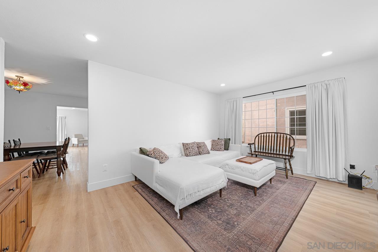 Detail Gallery Image 6 of 27 For 8695  Lepus Rd, San Diego,  CA 92126 - 3 Beds | 2 Baths