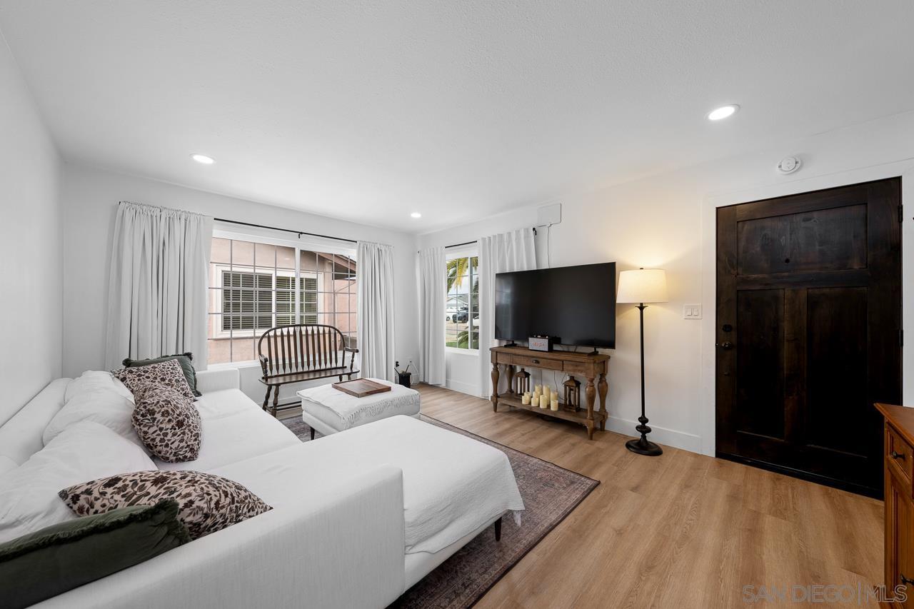 Detail Gallery Image 7 of 27 For 8695  Lepus Rd, San Diego,  CA 92126 - 3 Beds | 2 Baths