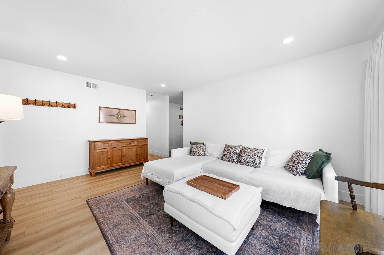 Detail Gallery Image 8 of 27 For 8695  Lepus Rd, San Diego,  CA 92126 - 3 Beds | 2 Baths