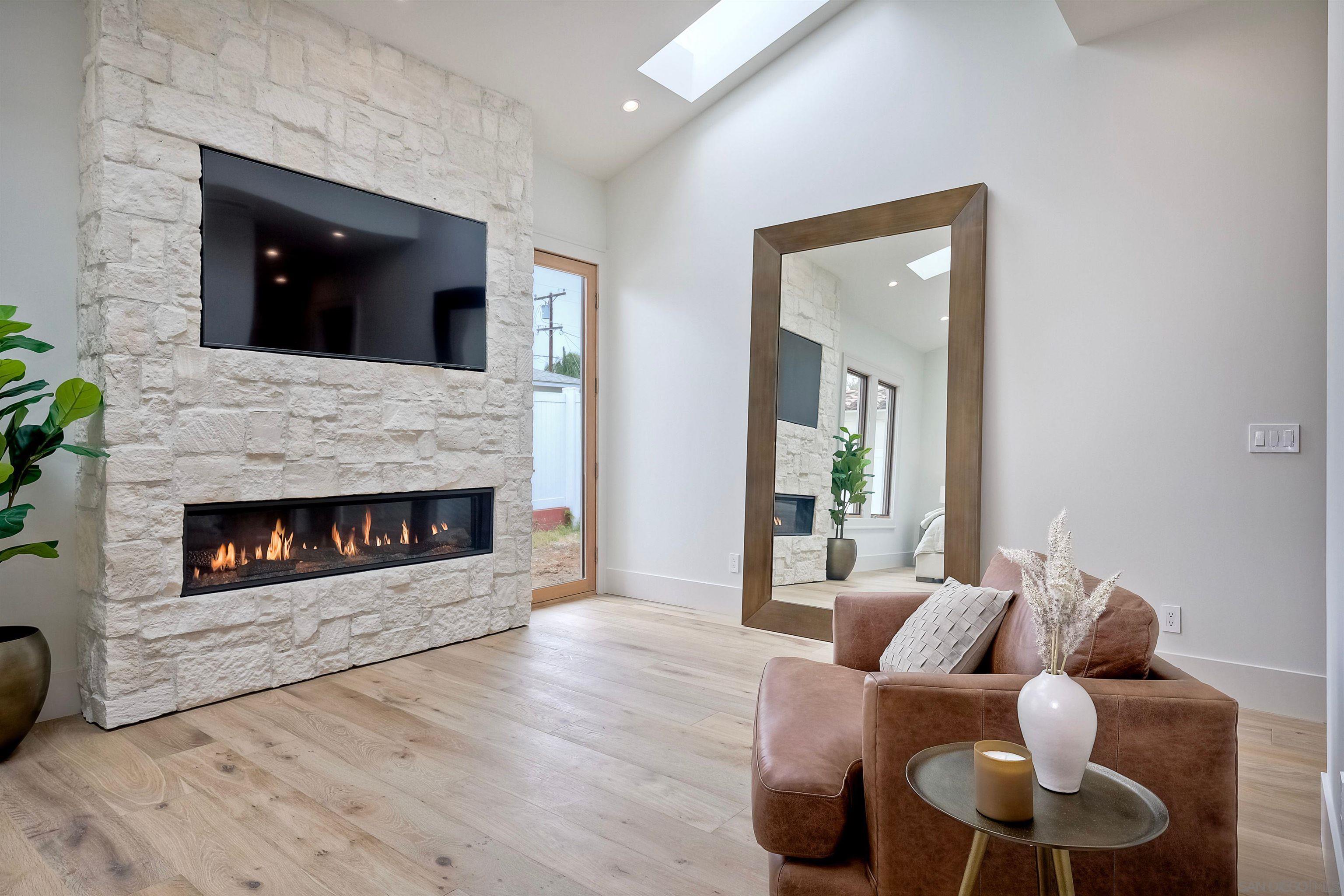 Detail Gallery Image 32 of 47 For 440  Pomona Avenue, Coronado,  CA 92118 - 5 Beds | 3/1 Baths