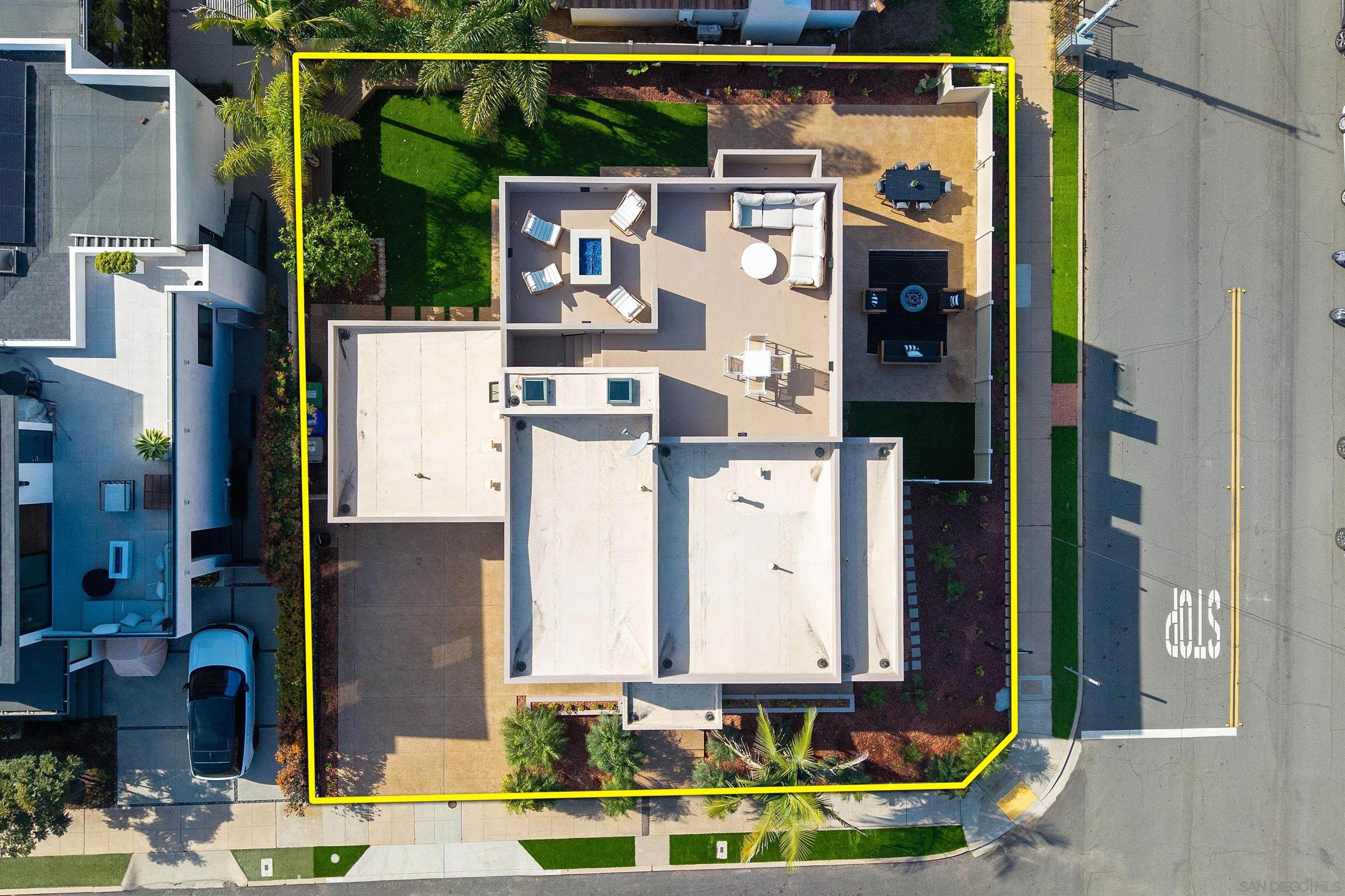 Detail Gallery Image 51 of 75 For 4593  Coronado Ave, San Diego,  CA 92107 - 4 Beds | 3 Baths