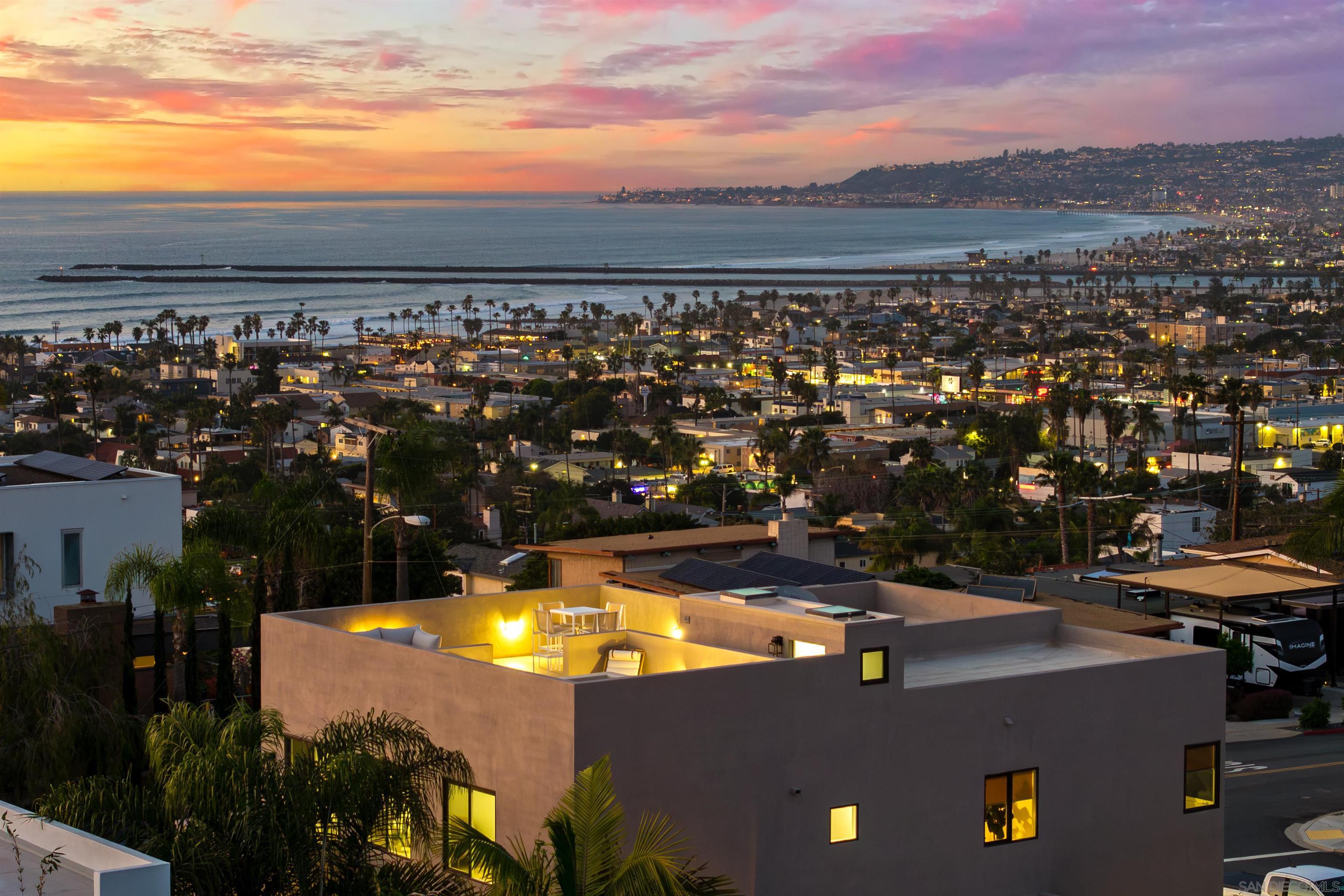 Detail Gallery Image 57 of 75 For 4593  Coronado Ave, San Diego,  CA 92107 - 4 Beds | 3 Baths