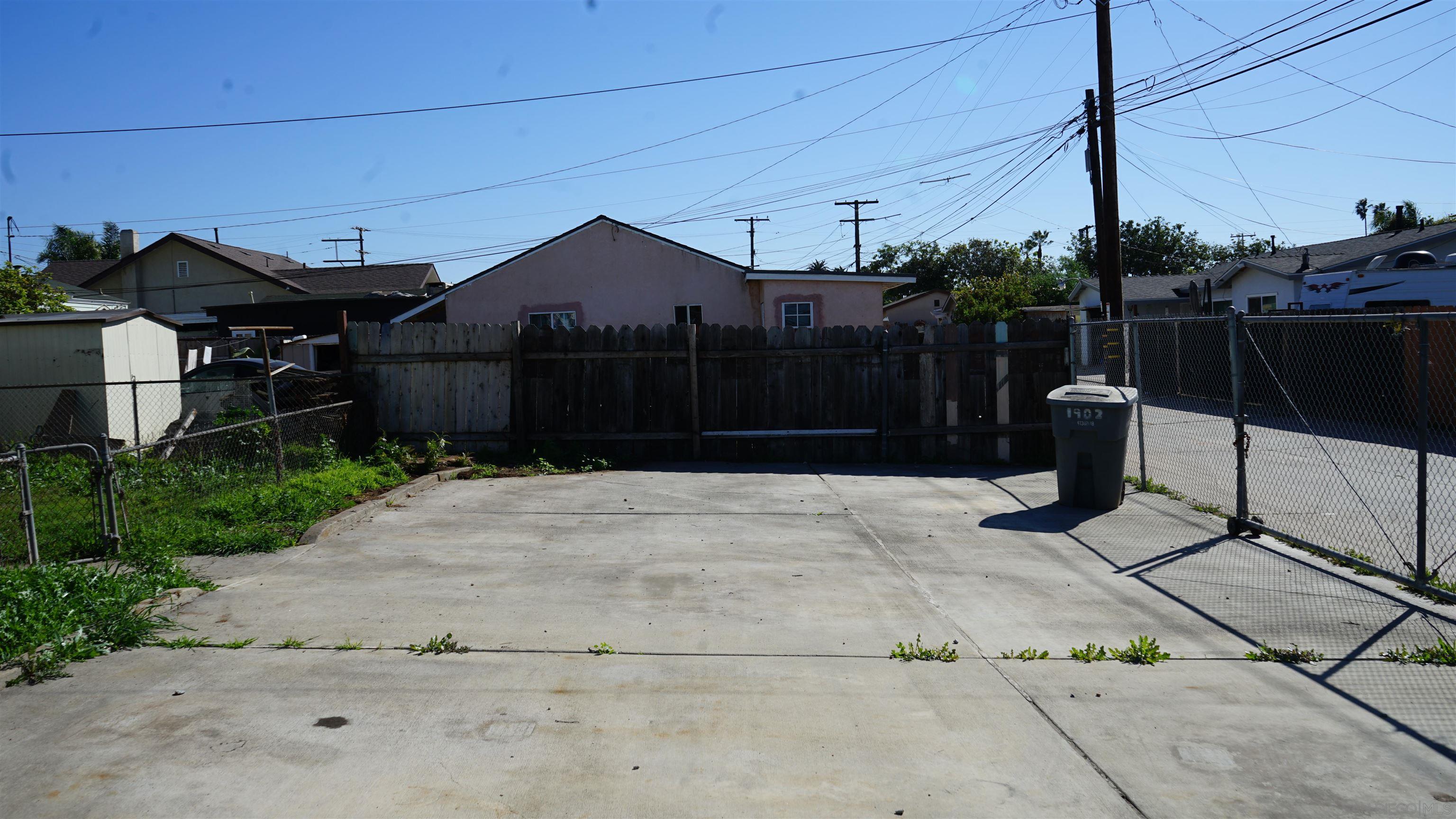 Detail Gallery Image 8 of 17 For 1902-6  Palm Ave, National City,  CA 91950 - – Beds | – Baths