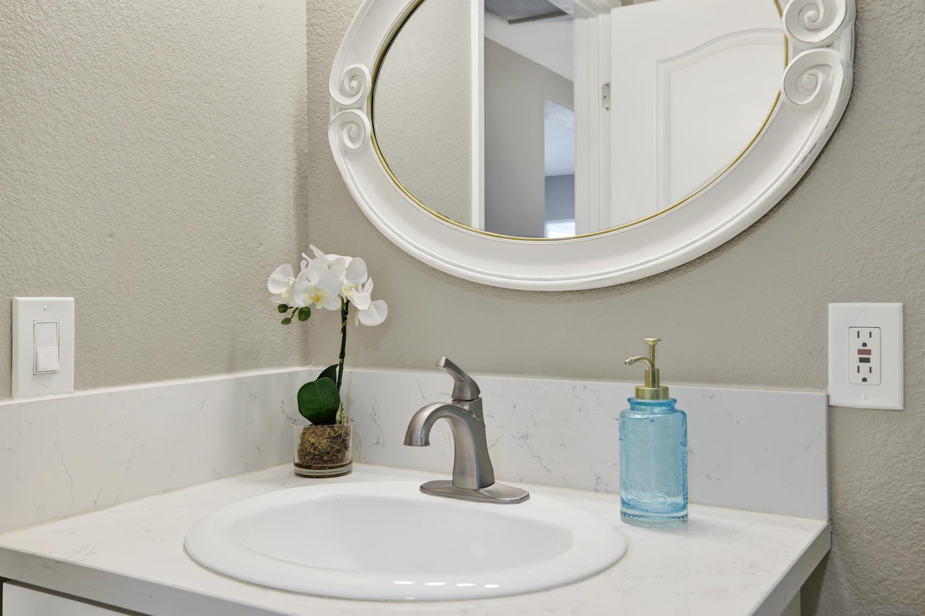 Detail Gallery Image 16 of 31 For 245 W Bobier Dr  #23,  Vista,  CA 92083 - 1 Beds | 1 Baths