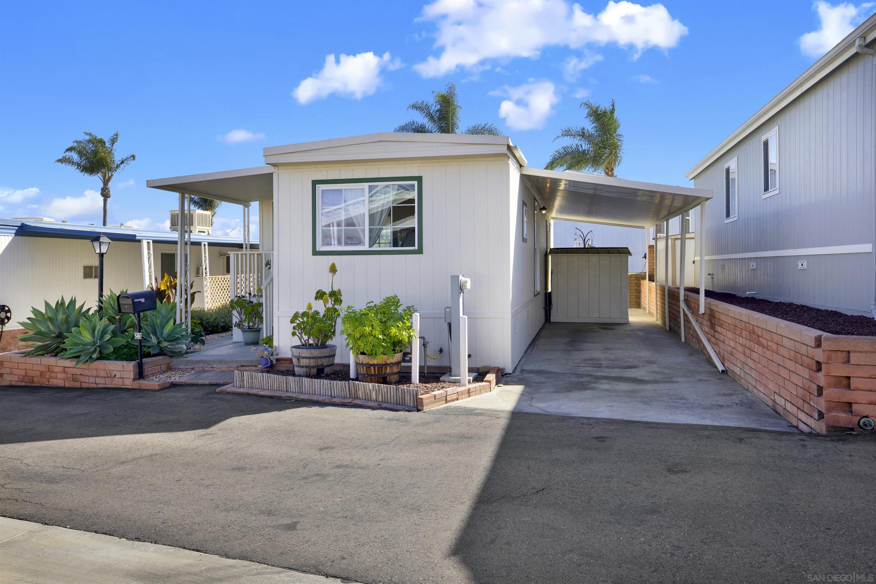 Detail Gallery Image 22 of 31 For 245 W Bobier Dr  #23,  Vista,  CA 92083 - 1 Beds | 1 Baths