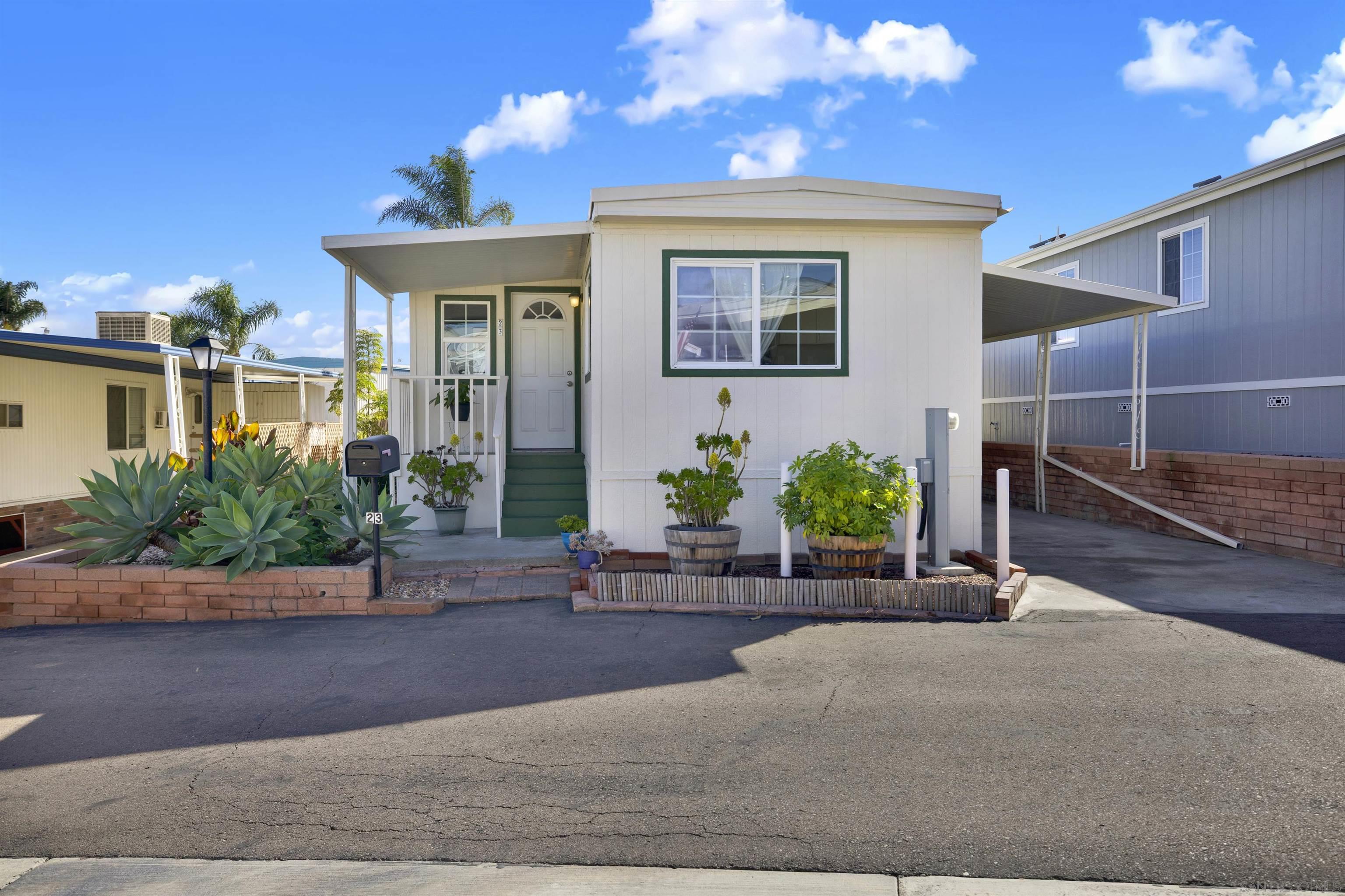 Detail Gallery Image 28 of 31 For 245 W Bobier Dr  #23,  Vista,  CA 92083 - 1 Beds | 1 Baths