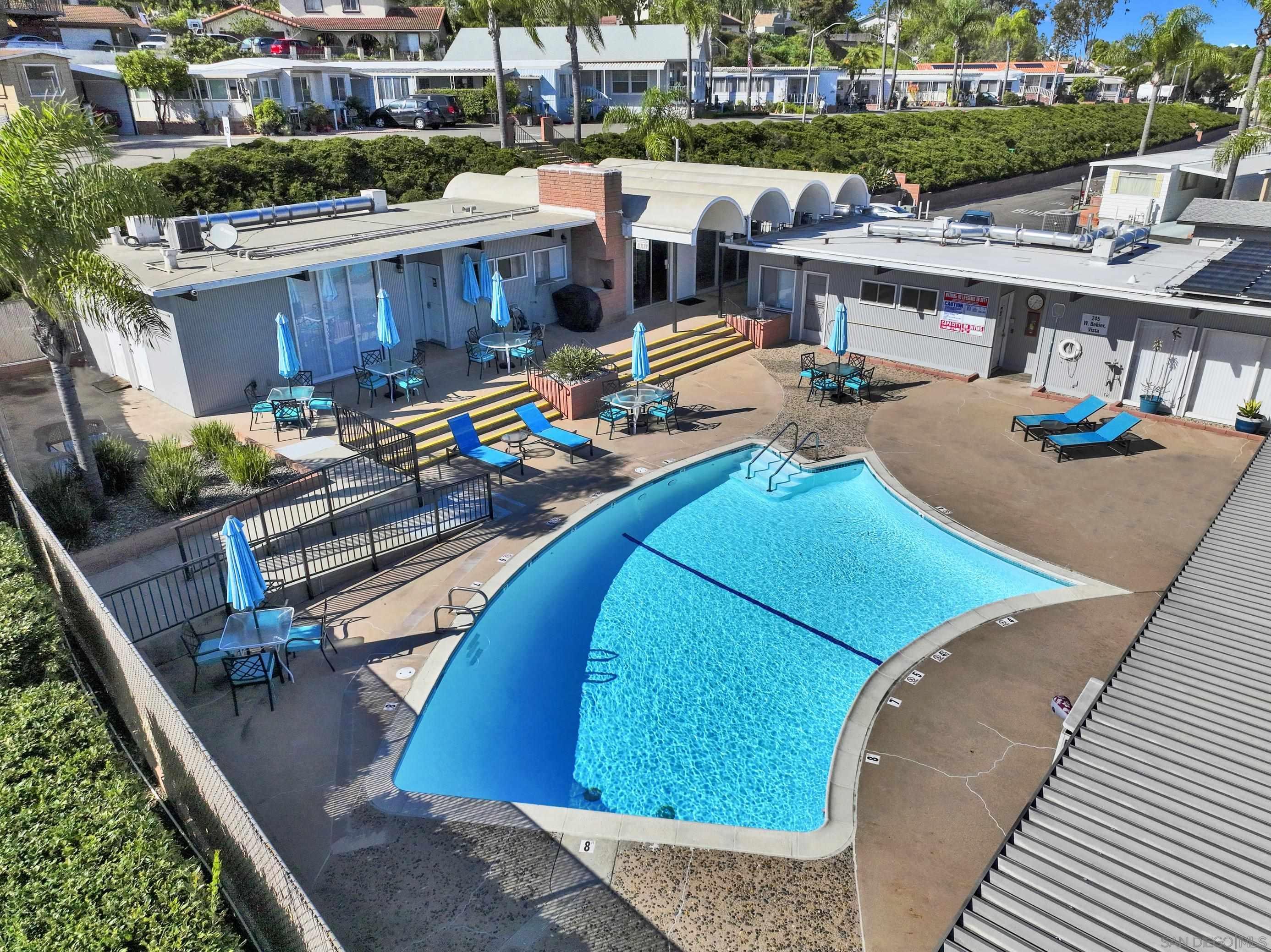 Detail Gallery Image 30 of 31 For 245 W Bobier Dr  #23,  Vista,  CA 92083 - 1 Beds | 1 Baths