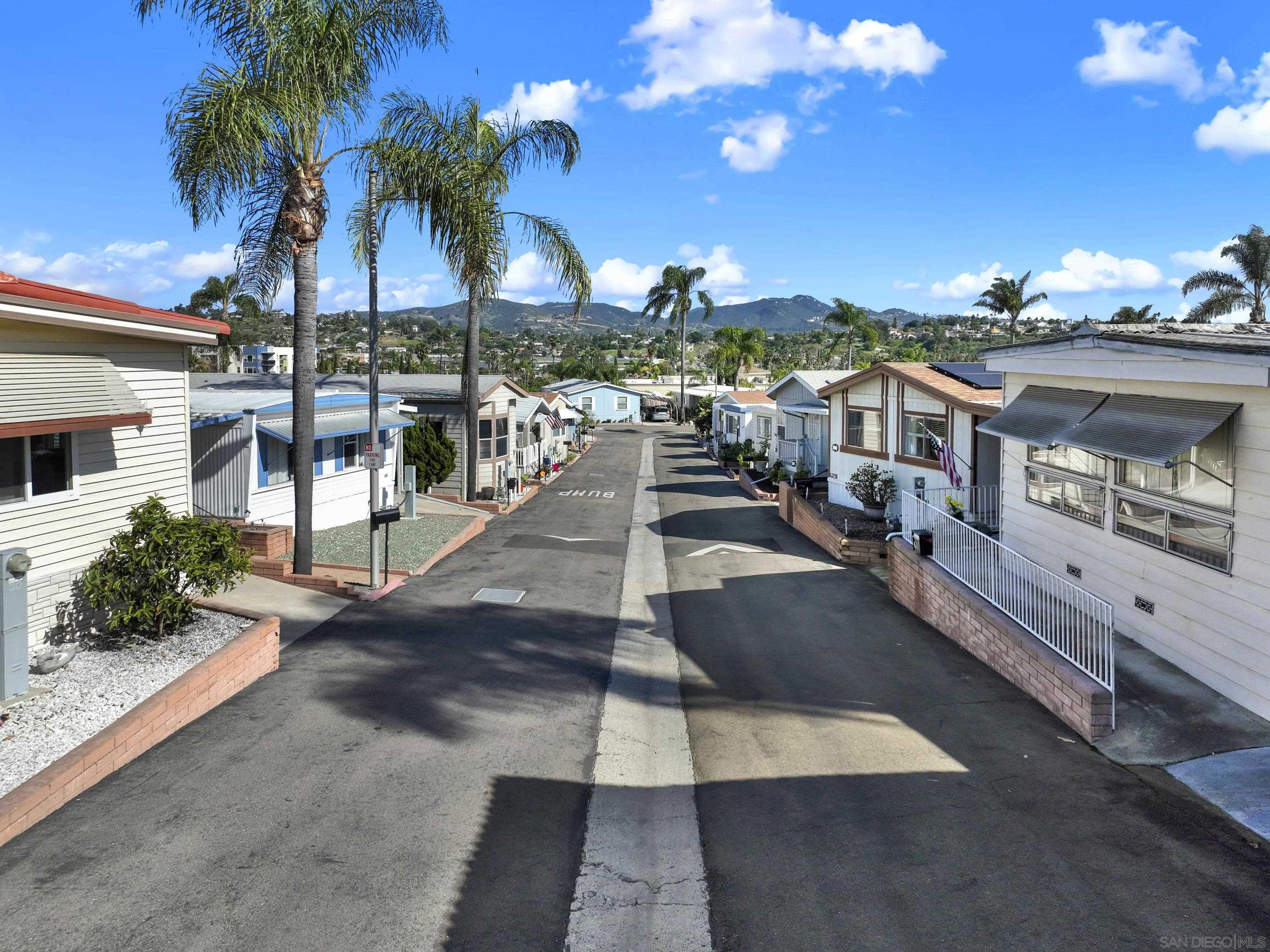 Detail Gallery Image 31 of 31 For 245 W Bobier Dr  #23,  Vista,  CA 92083 - 1 Beds | 1 Baths