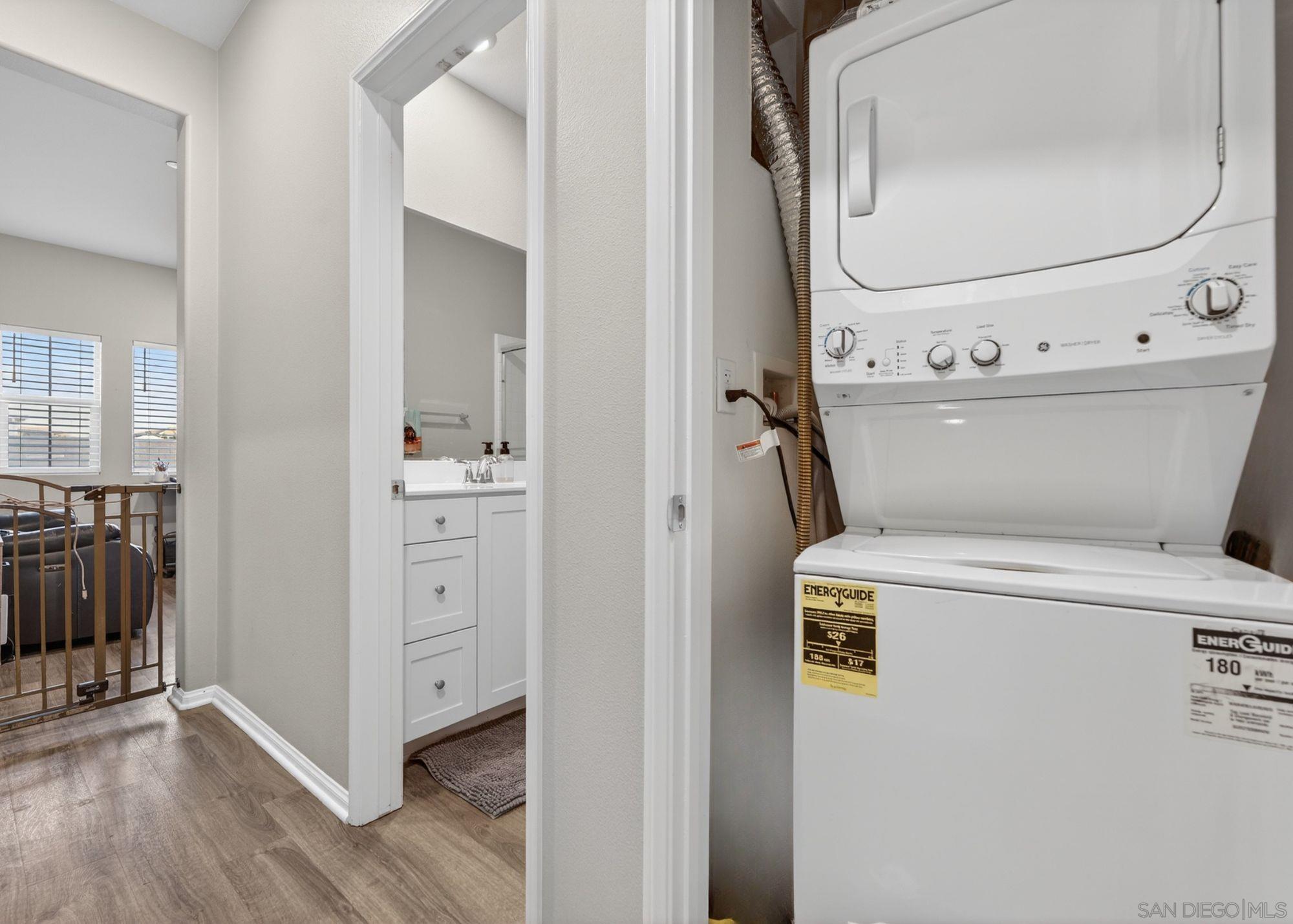 Detail Gallery Image 17 of 25 For 28331  Memory Ln, Winchester,  CA 92596 - 4 Beds | 3 Baths